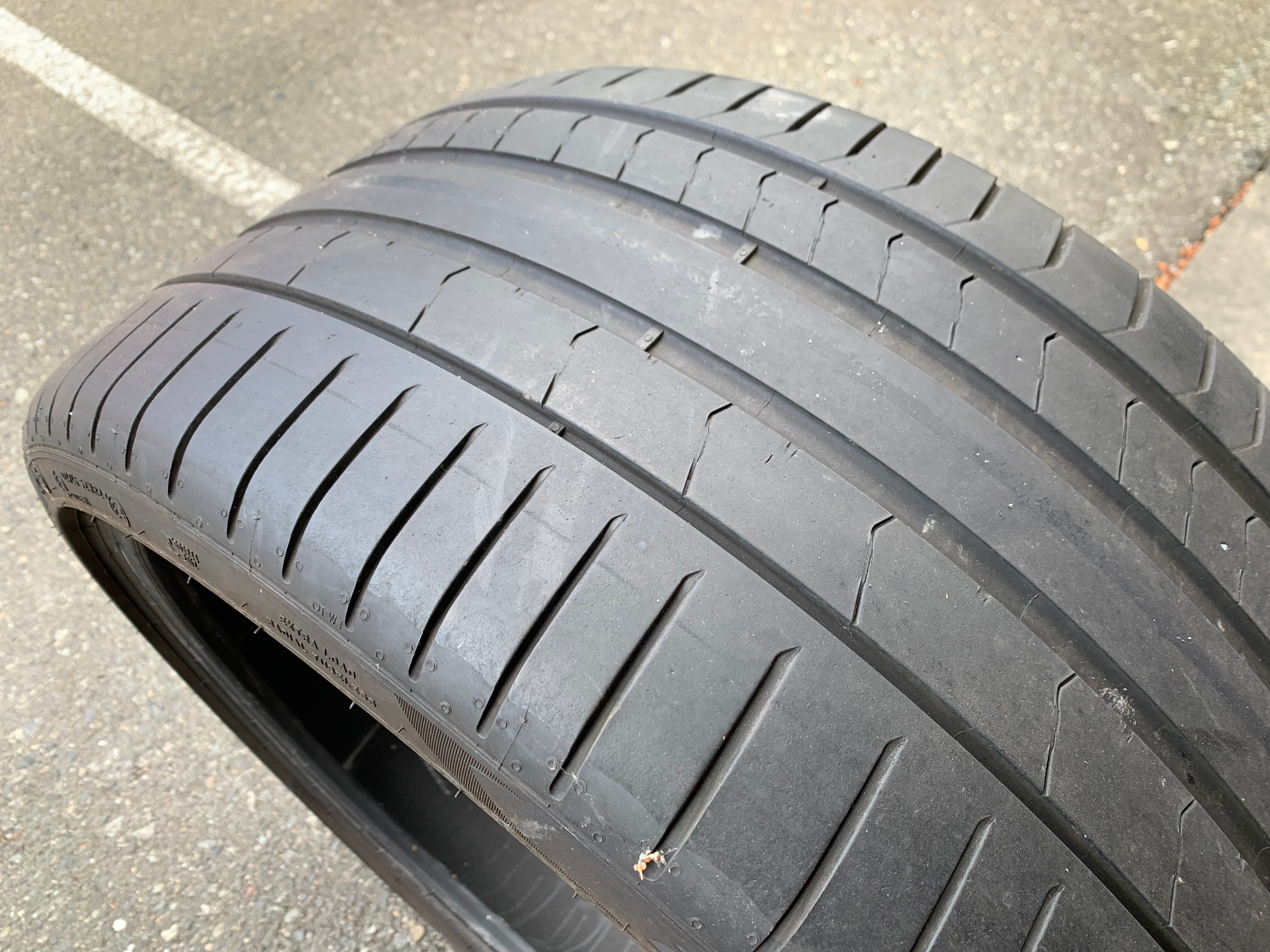 1 X single 275/30/21 98Y Pirelli Pzero PZ4 RFT w over 60% tread - photo 4