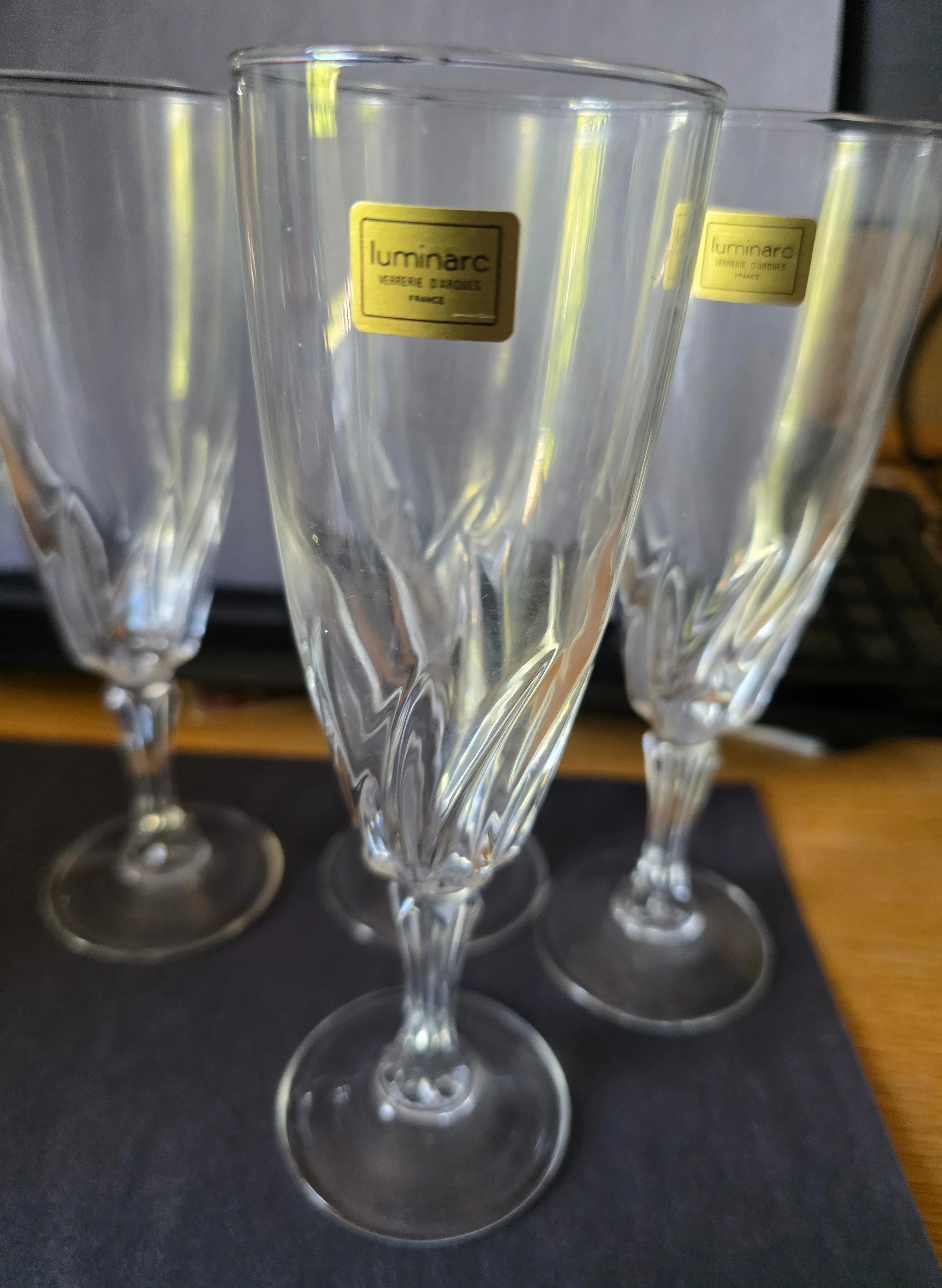 Luminarc Set of 4 Flutes - photo 2