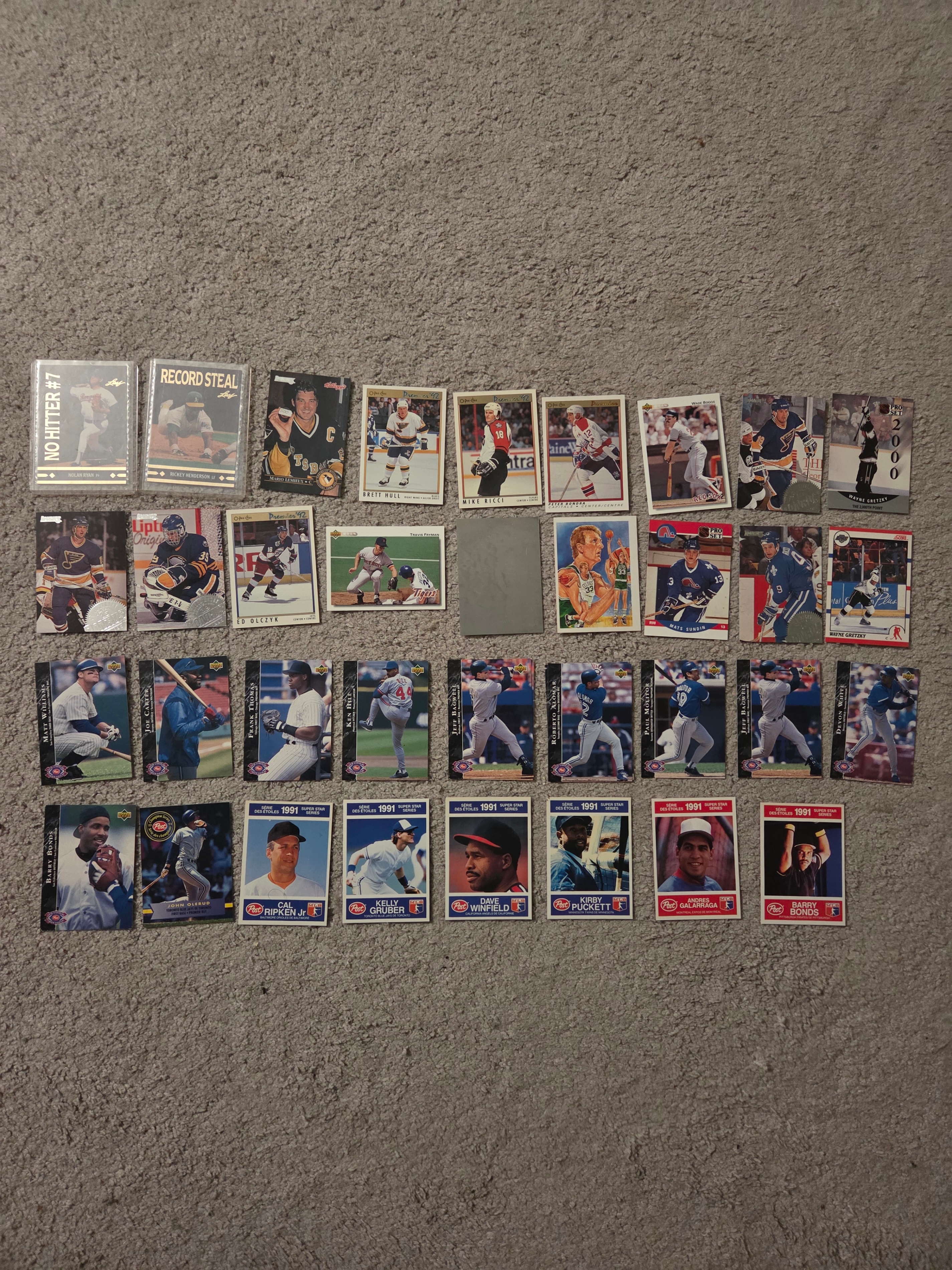 56 Premium Early 90s Sports Card Singles Hockey, Baseball, Hoops - photo 3