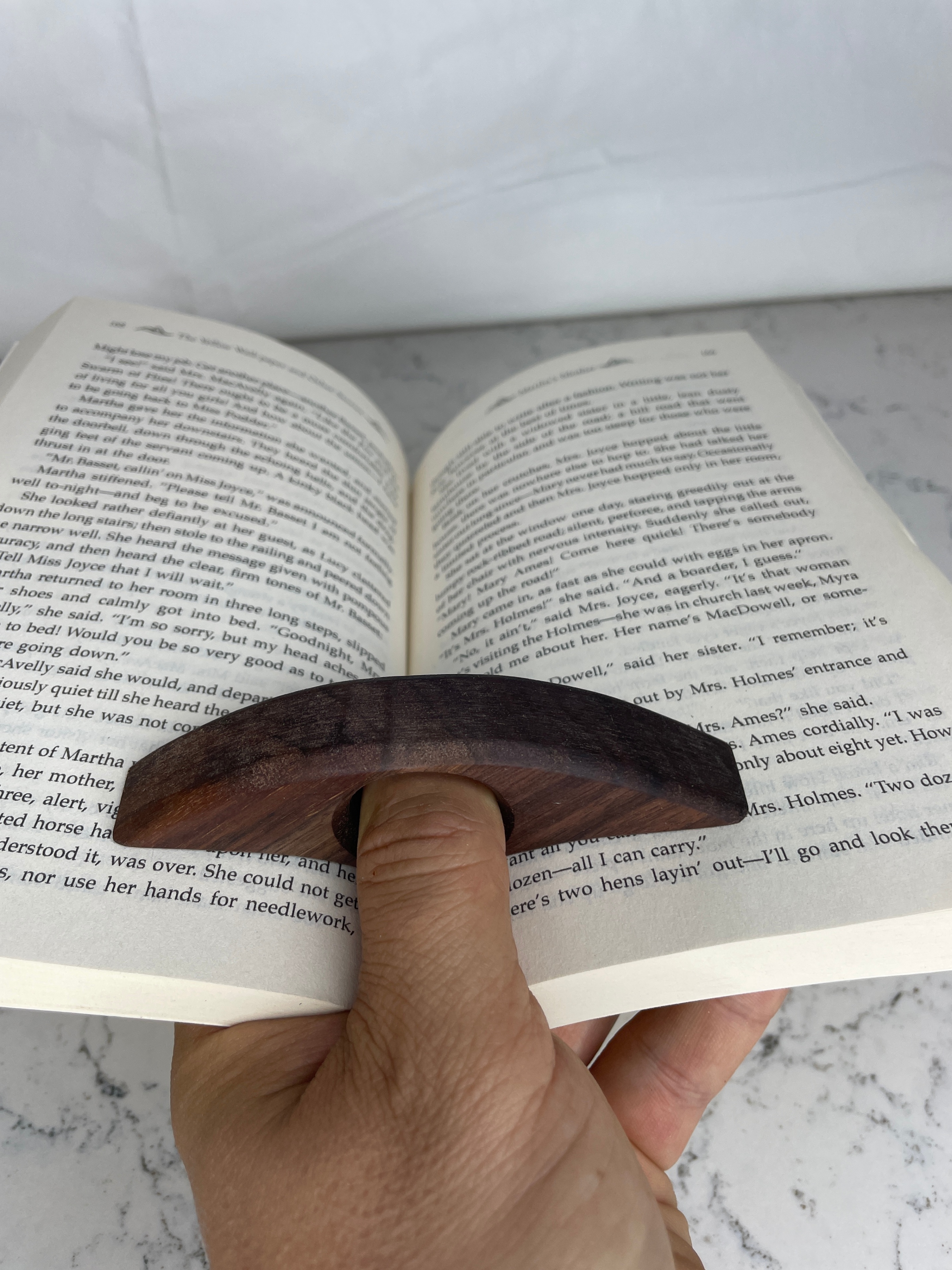 Wooden Page Holders for Reading - photo 5