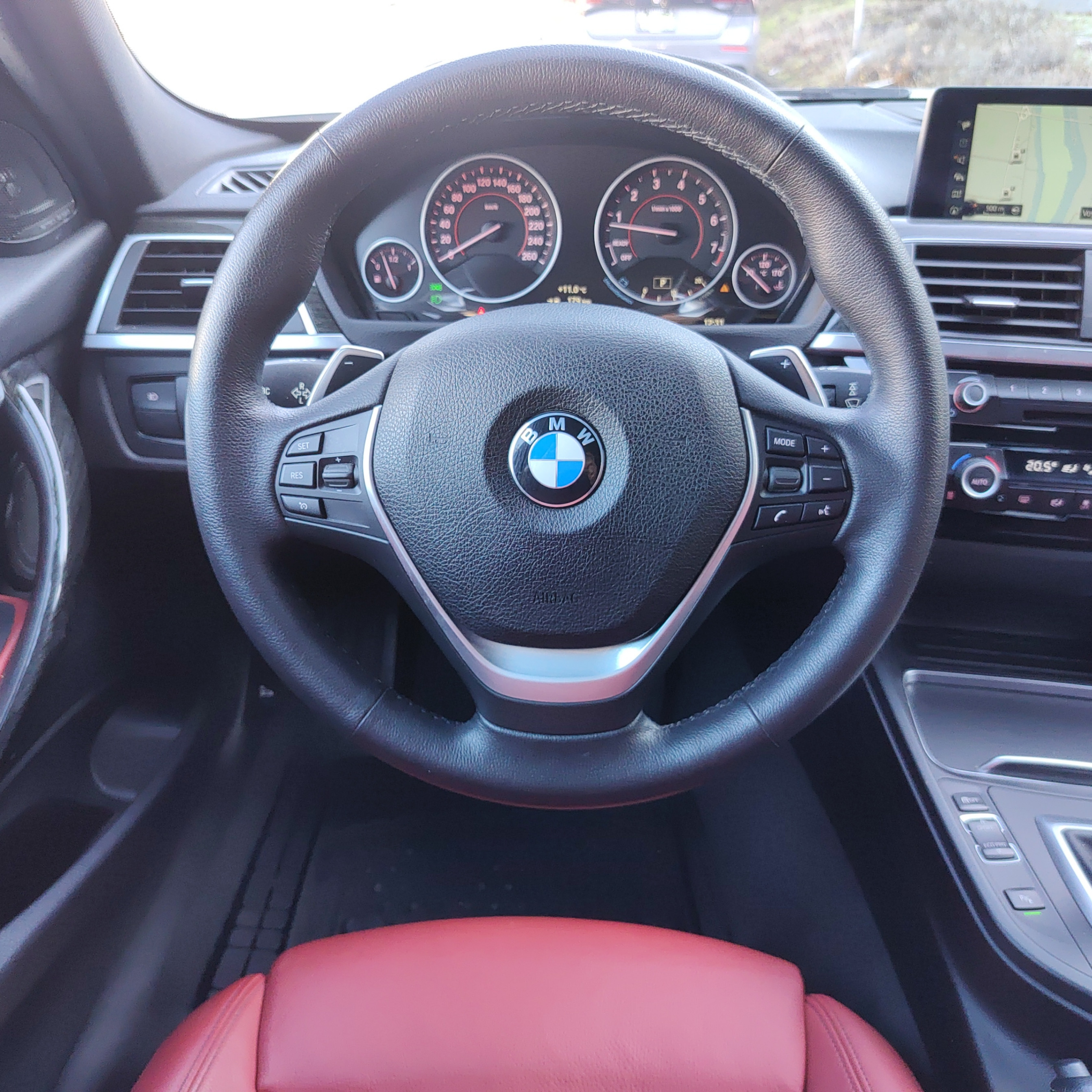 2017 BMW 330i XDrive Sedan Automatic Local BC Car 136,000 KM - photo 5