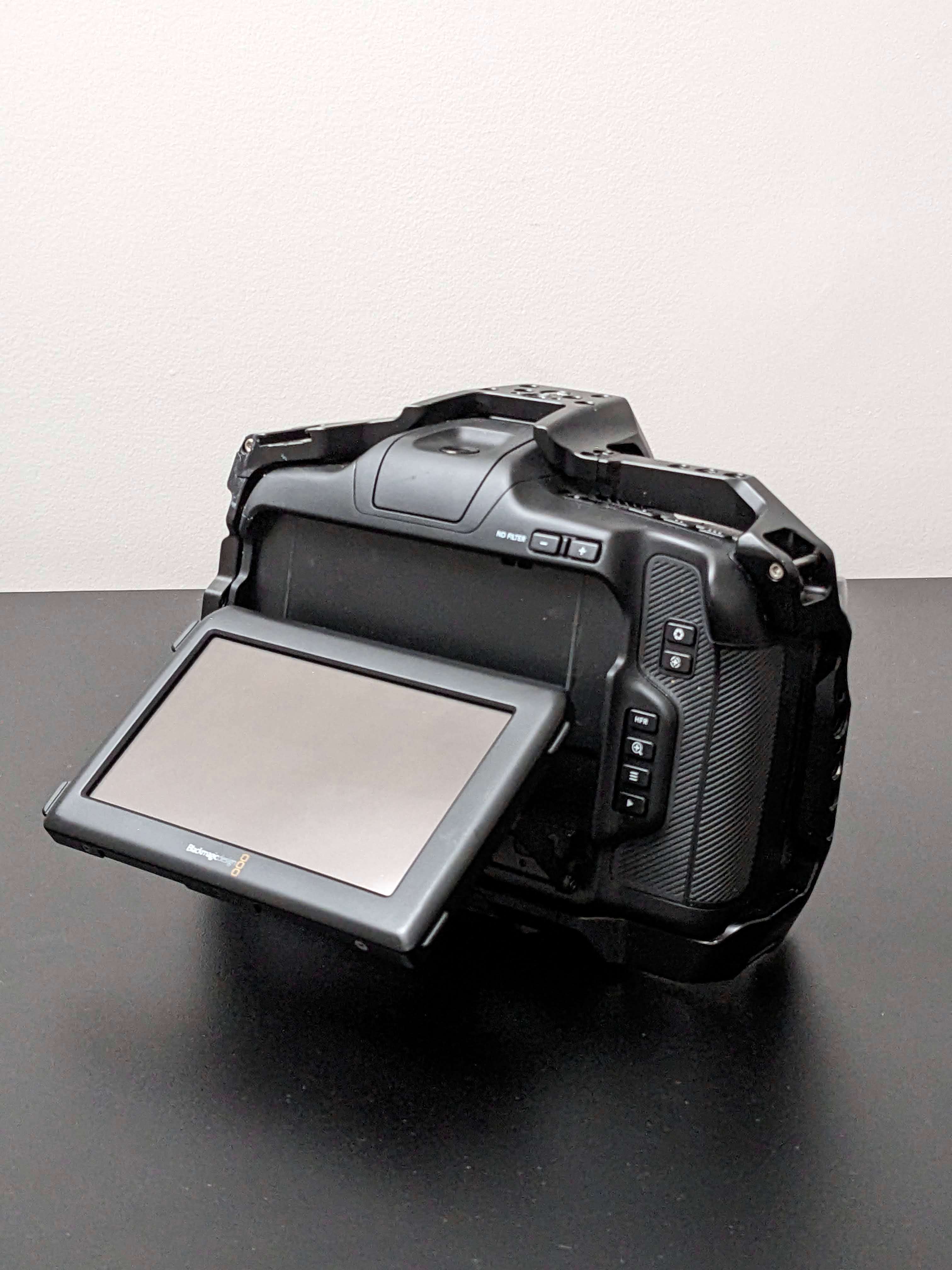 Blackmagic Pocket Cinema Camera 6K Pro - photo 4