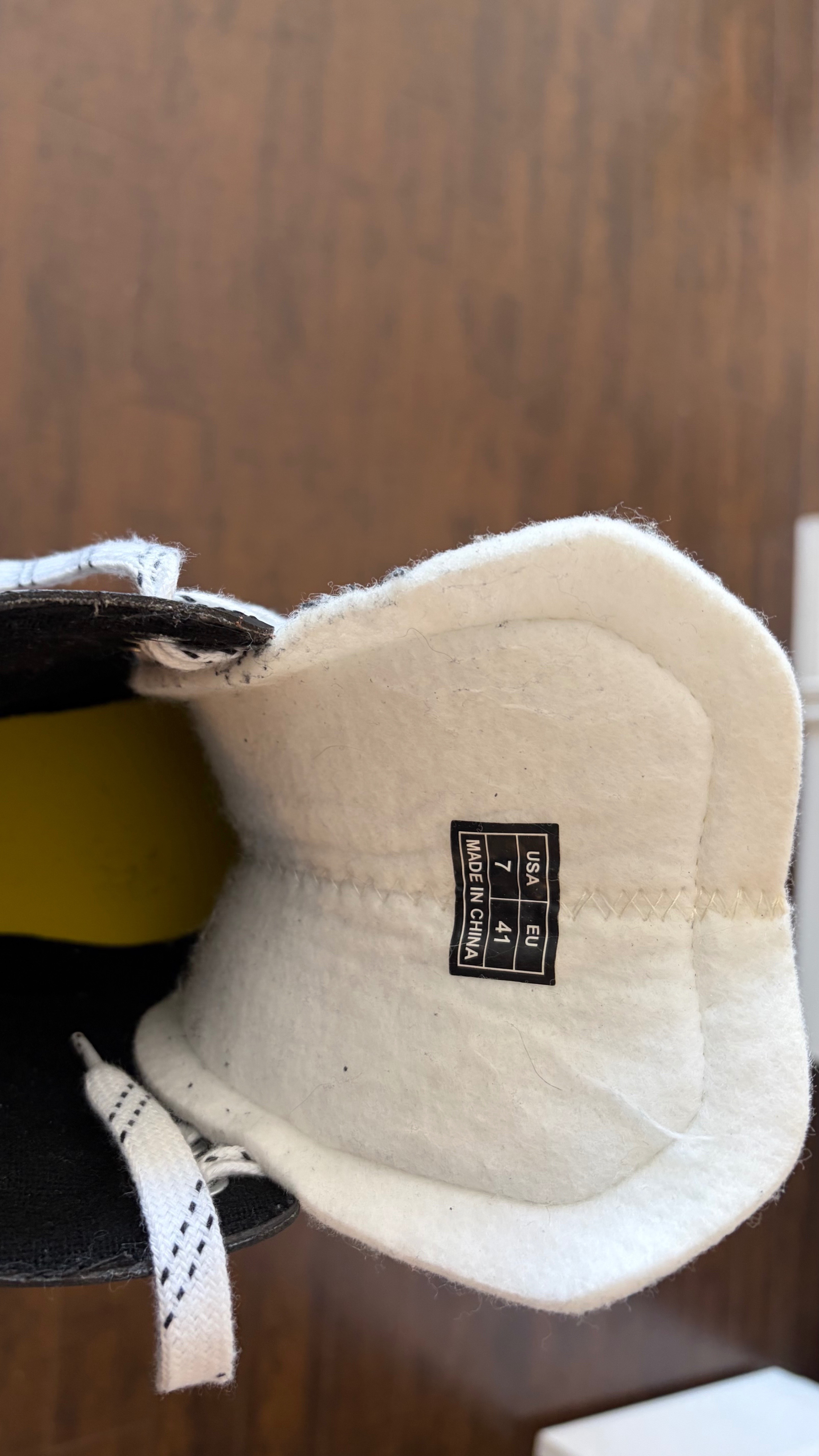 CCM 9040 Ice Skates – Used Twice - photo 3
