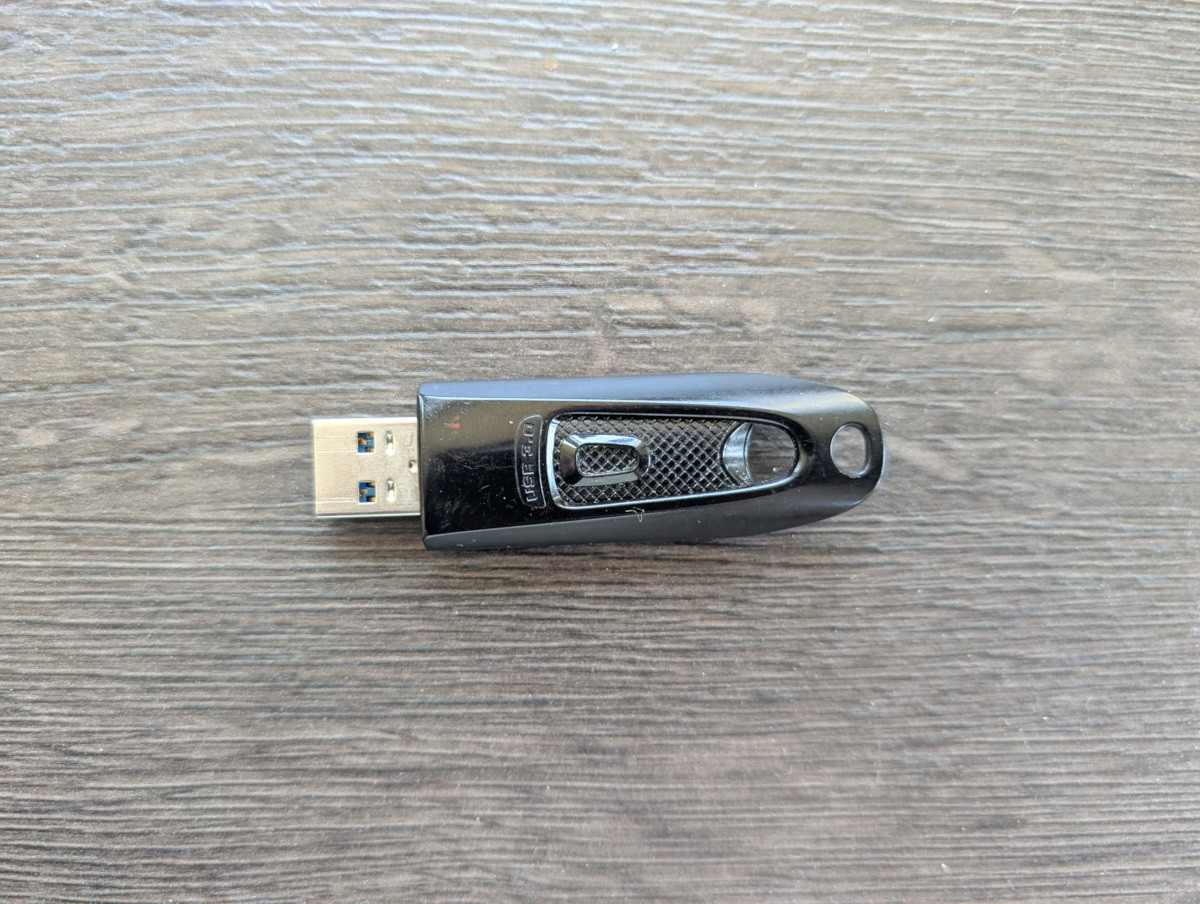 SanDisk Ultra 16GB USB 3 flash drive (thumb drive)