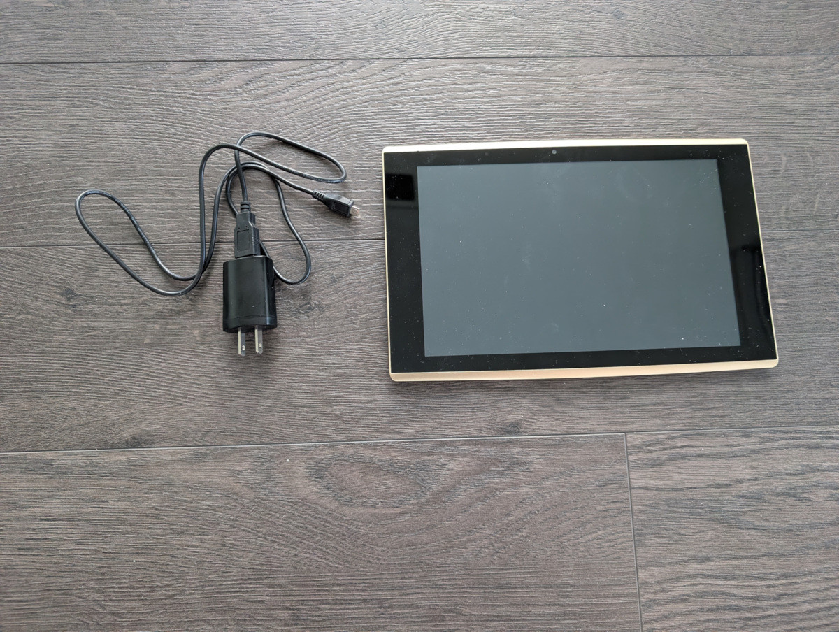 Firefox OS tablet - photo 5