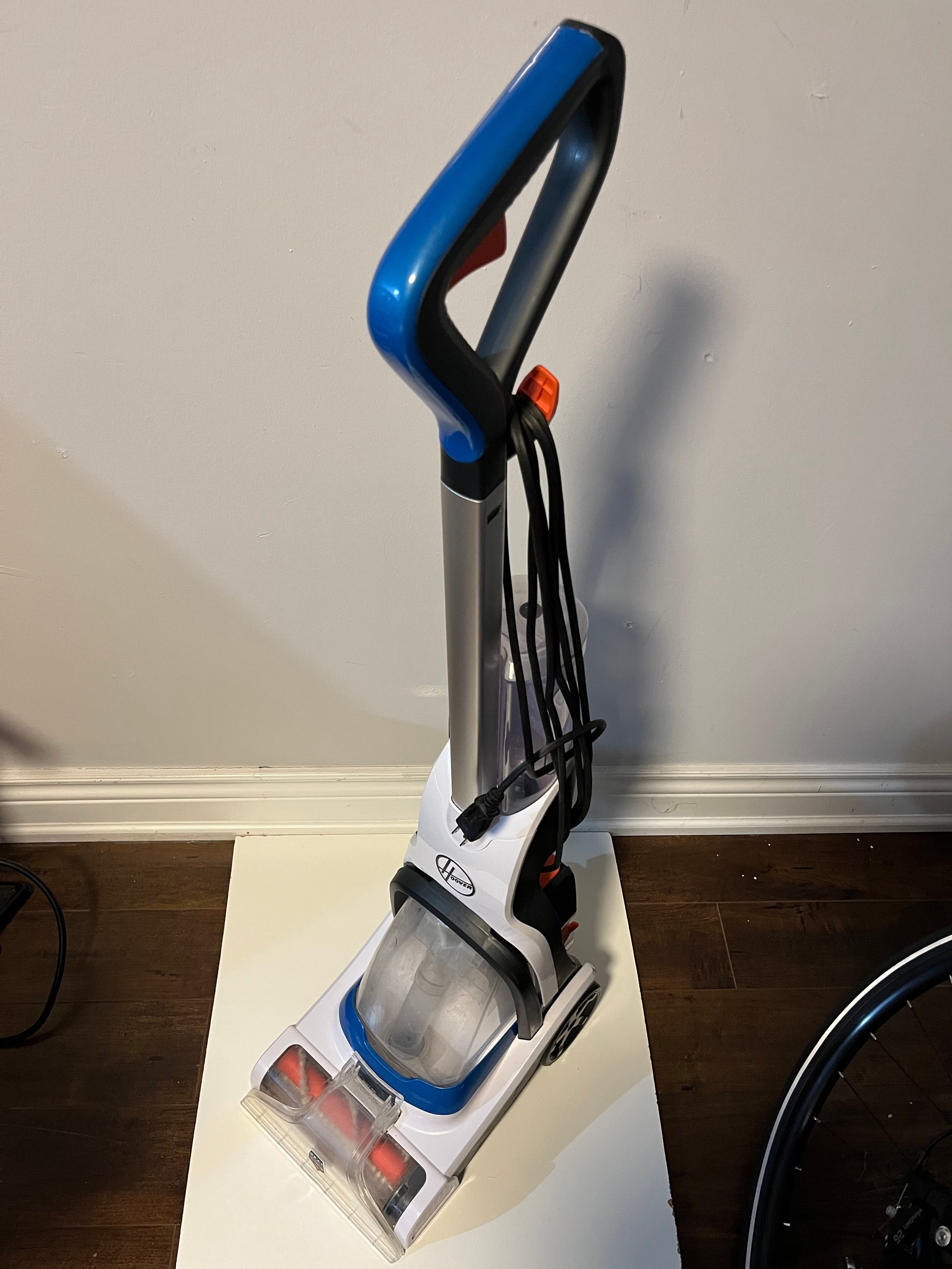 Hoover PowerDash Pet Compact Carpet Cleaner Vaccuum - photo 2