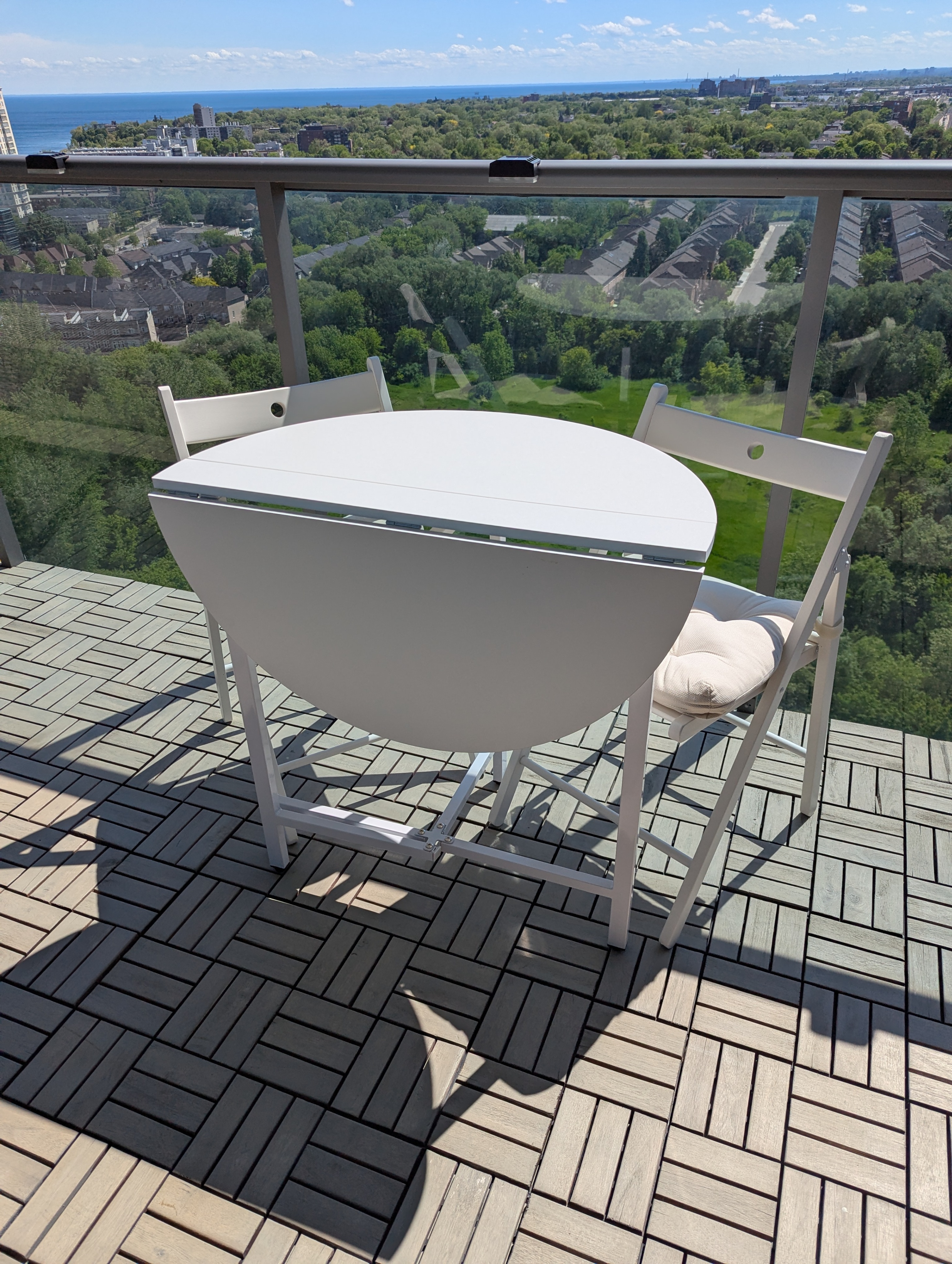 1 foldable table and 4 foldable chairs