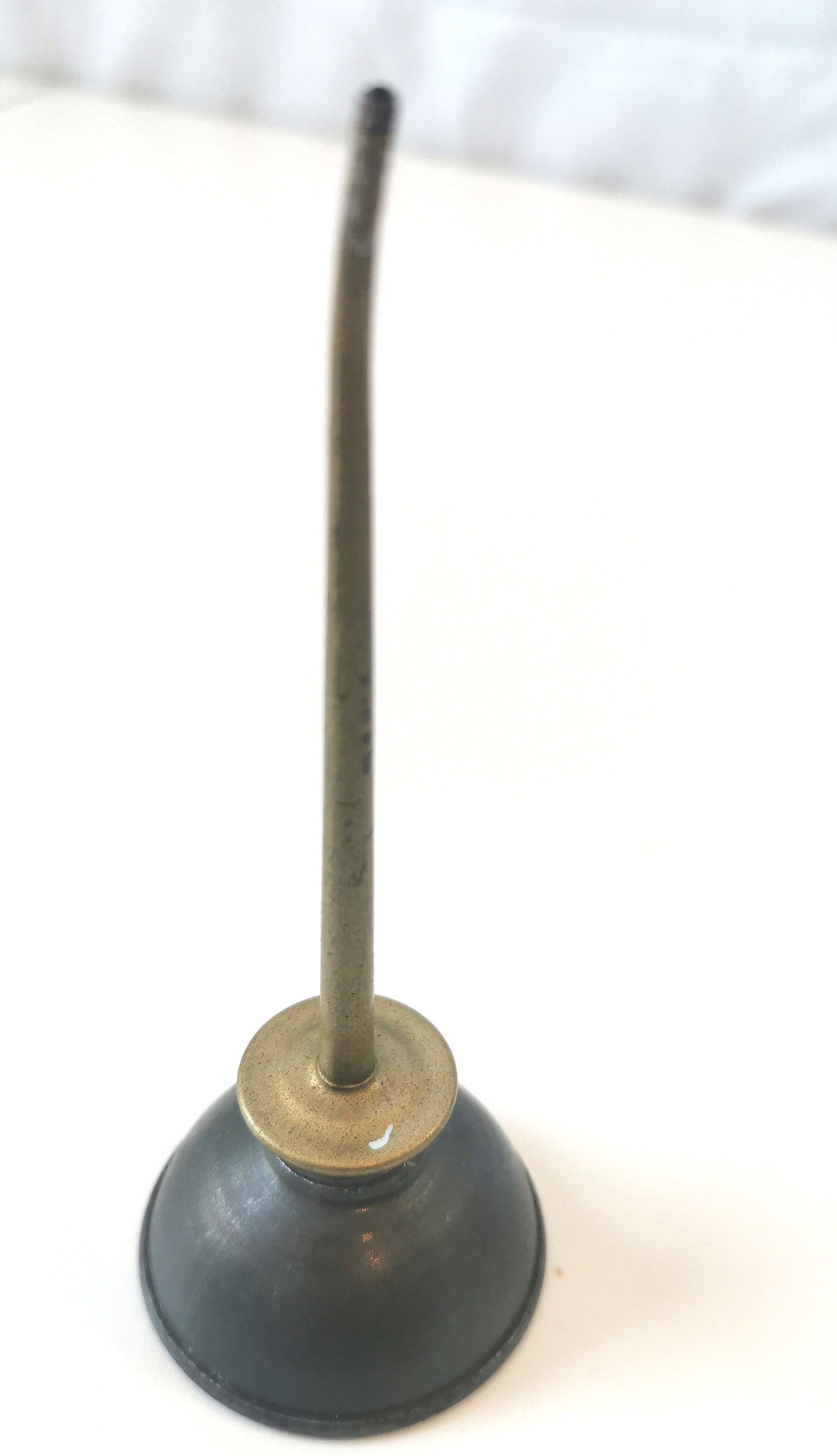 Circa 1940s Miniature Thumb Press Oil Can - 5 1/4" Steel & Brass - photo 2