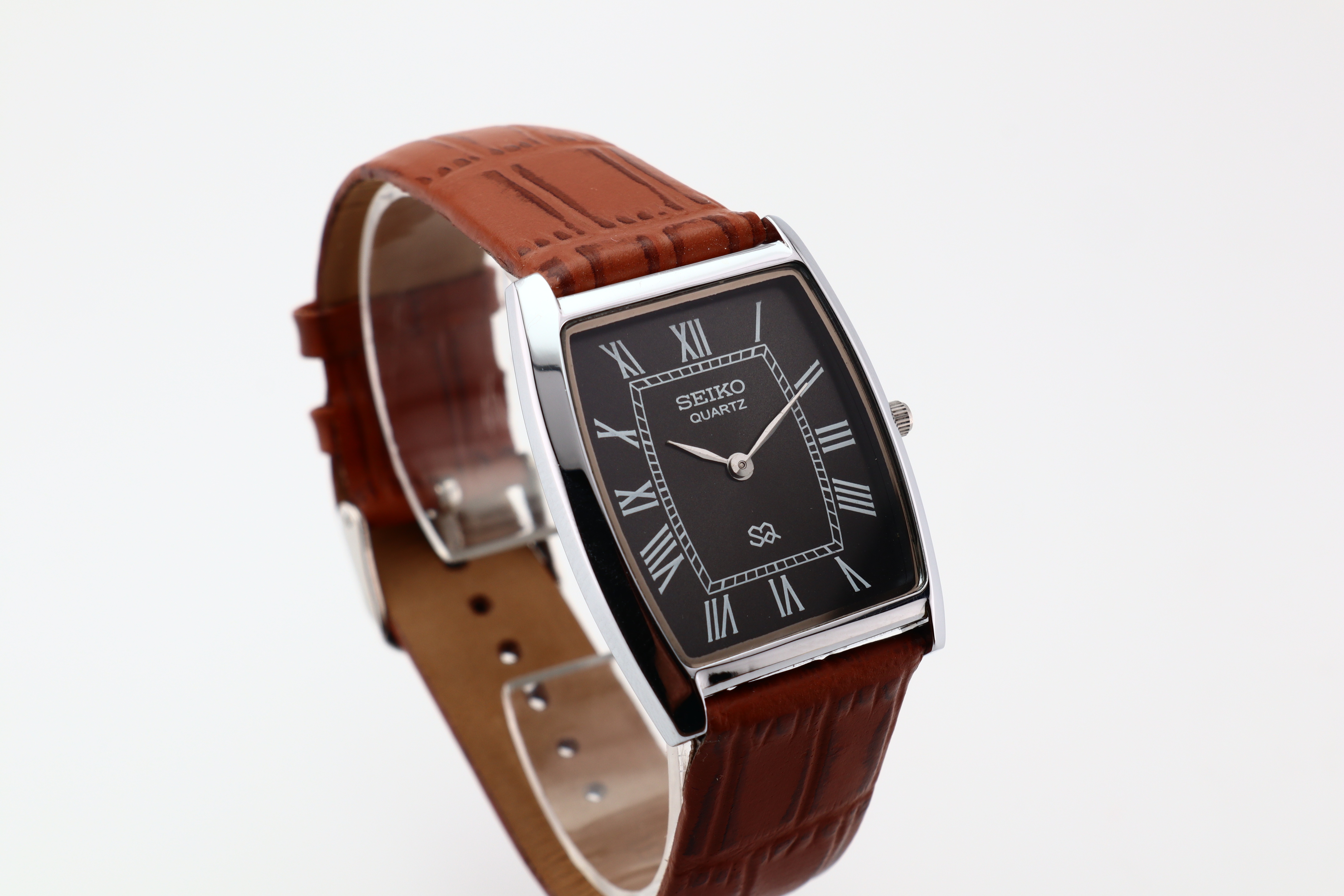 Refurbished Vintage Barrel Tank Men’s Watch