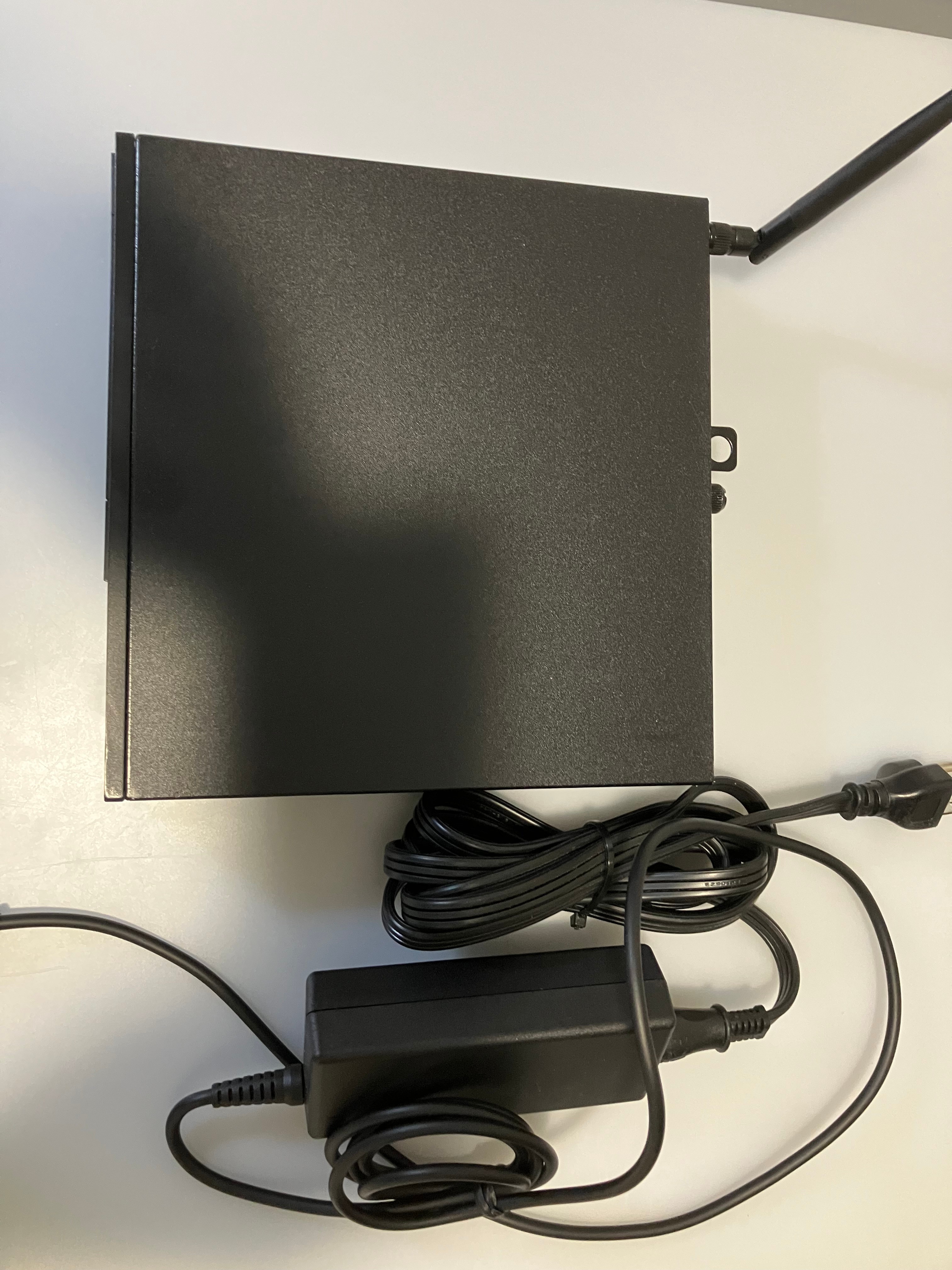 Dell OptiPlex 3050 Micro Tiny PC 7th Gen CPU, 12GB RAM/250GB SSD - photo 3