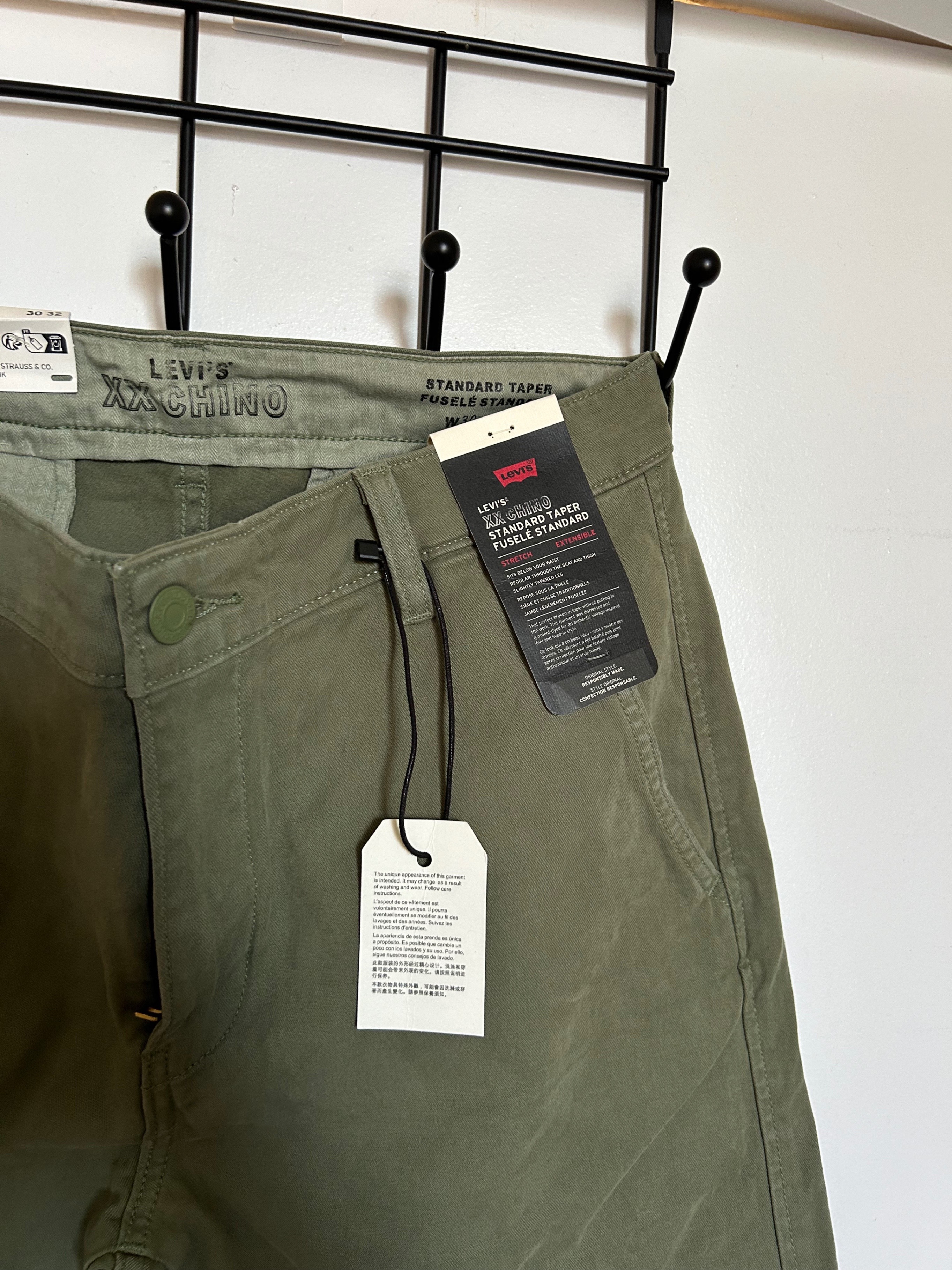 Levi's Chino Standard Taper Fit Green, 30W x 32L, BNWT - photo 2