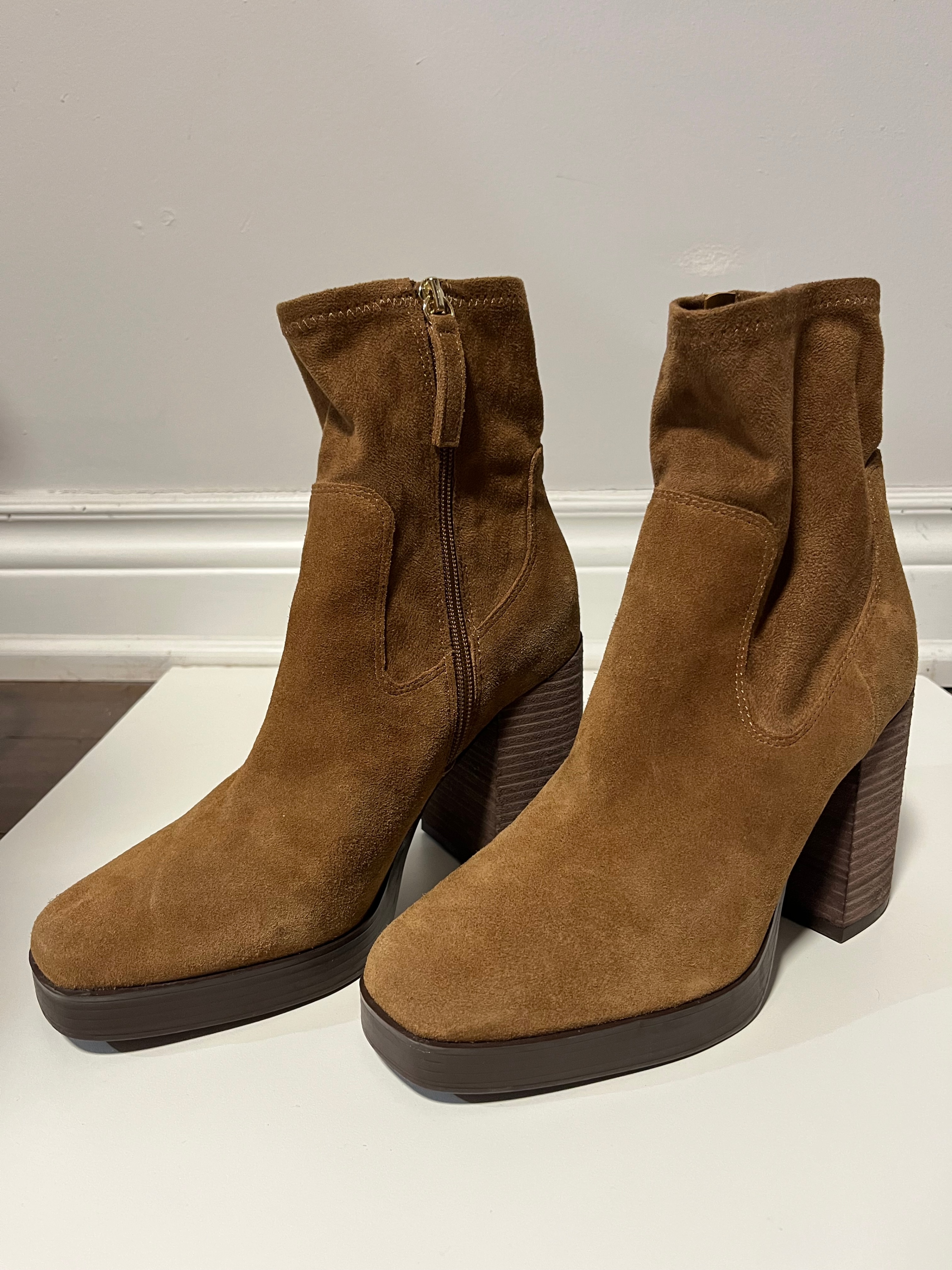 ALDO Women’s Seraphica Ankle Boot, Brown Suede Leather, Size 9