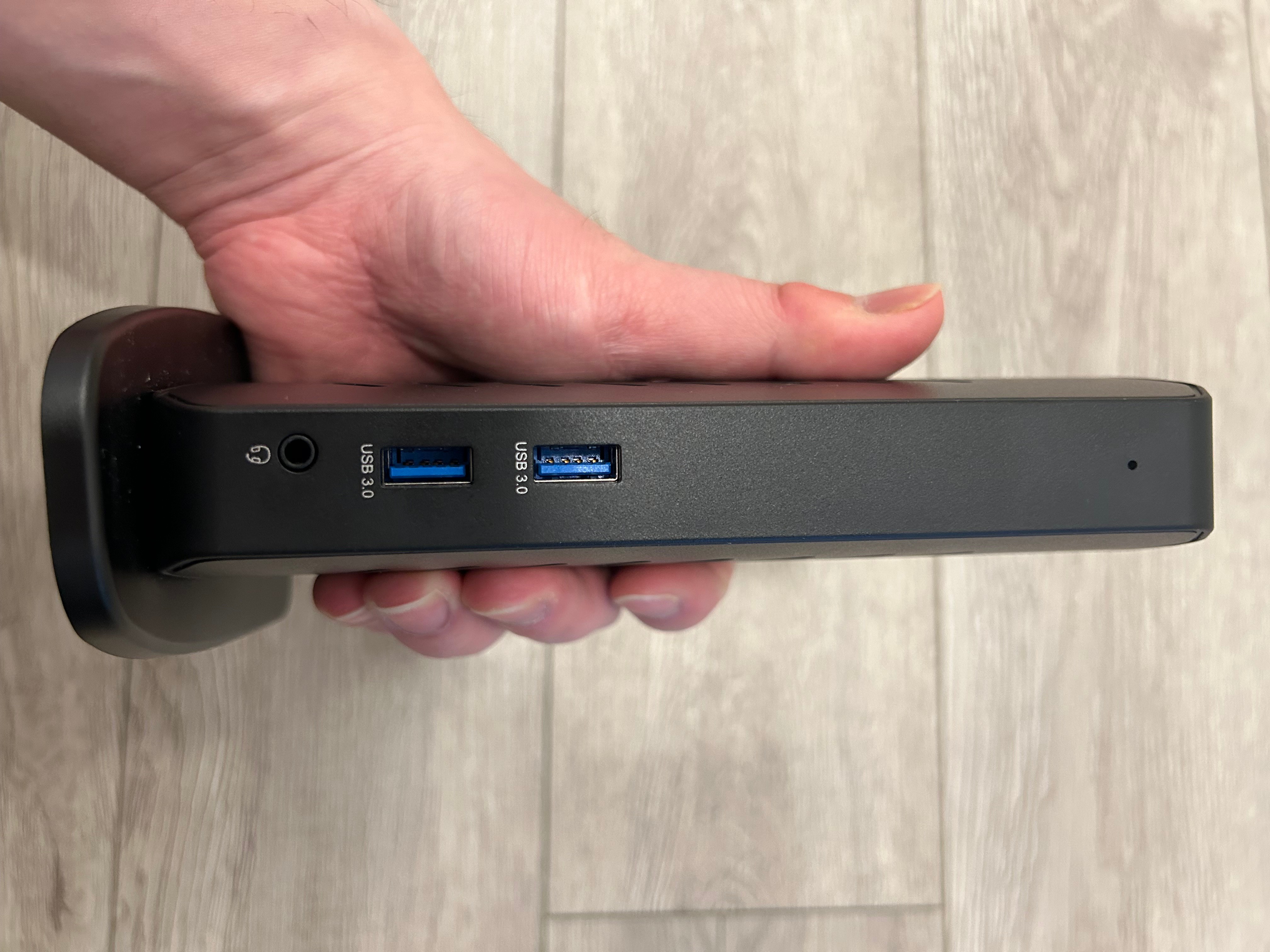 Plugable UD-3900Z Dual HDMI USB Docking Station - photo 2