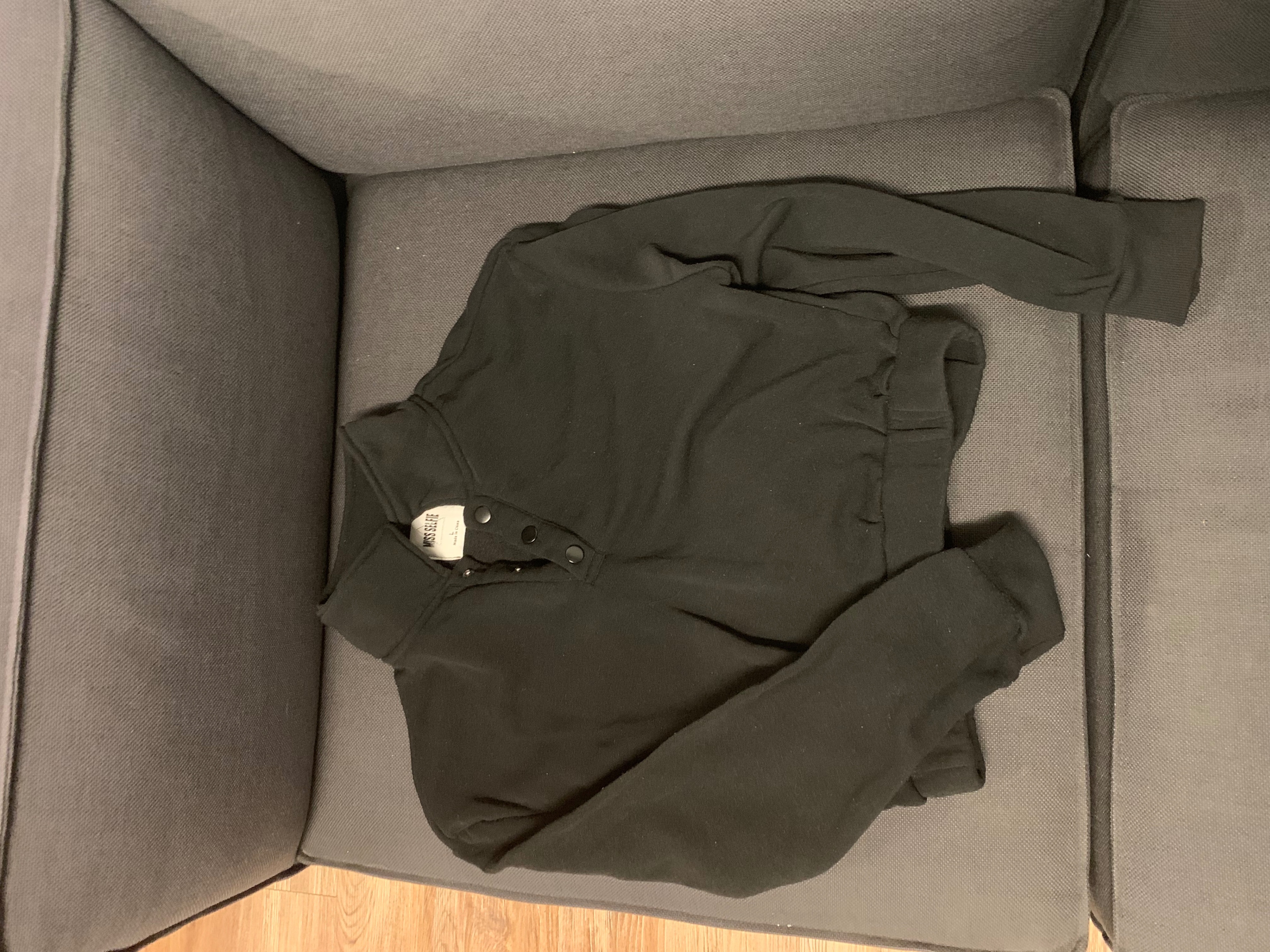 Black Long-Sleeve Top