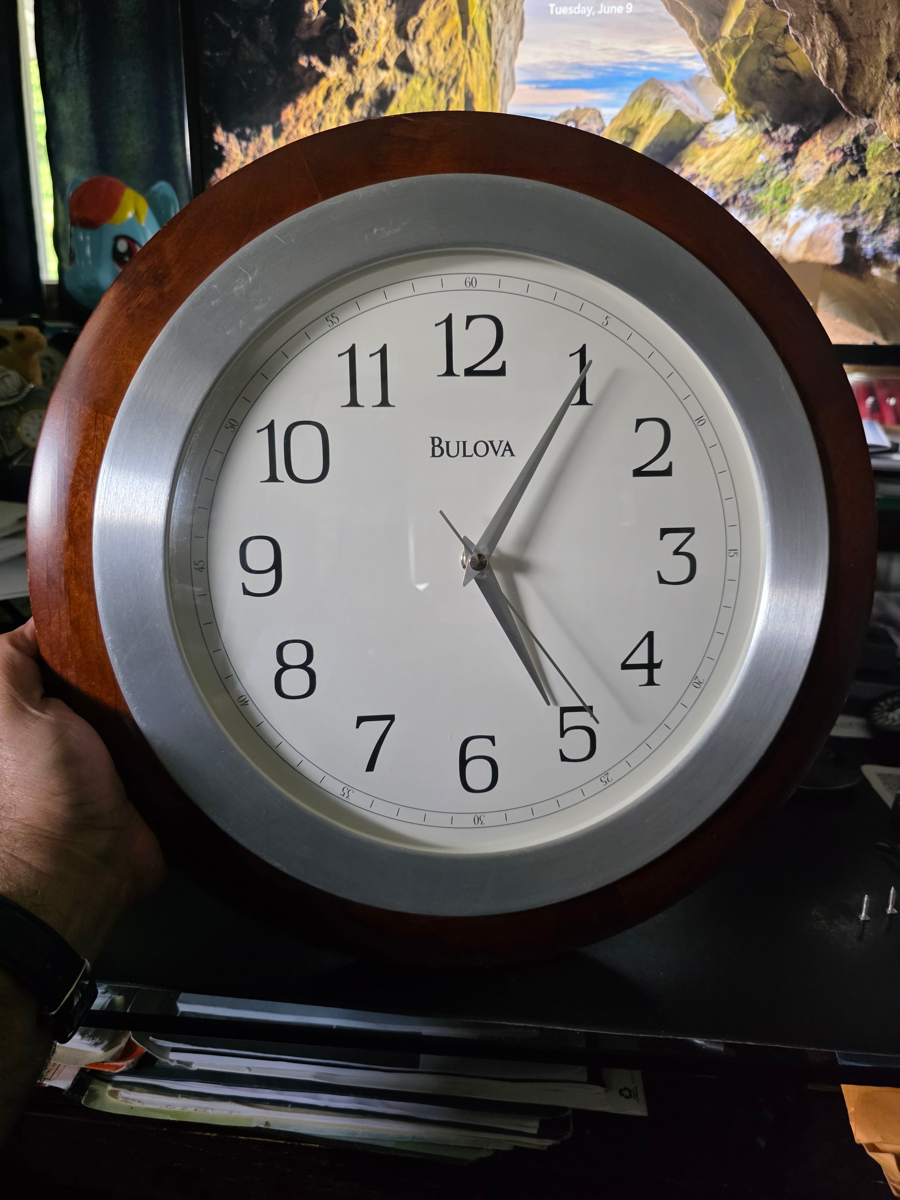 Bulova Wall Clock - photo 2