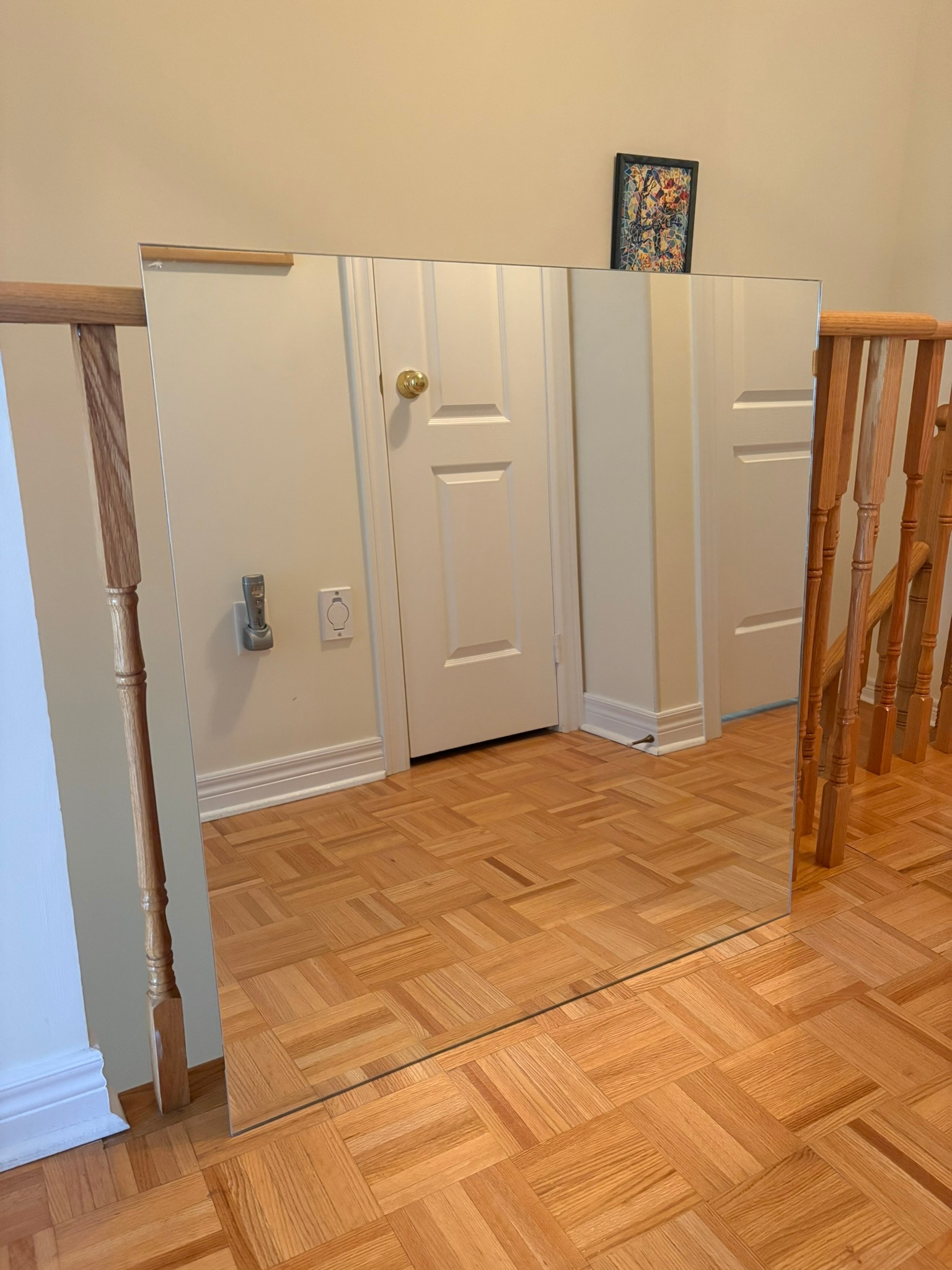 FREE Bathroom Wall Mirror – Great Condition, Ready for Pickup! - photo 2