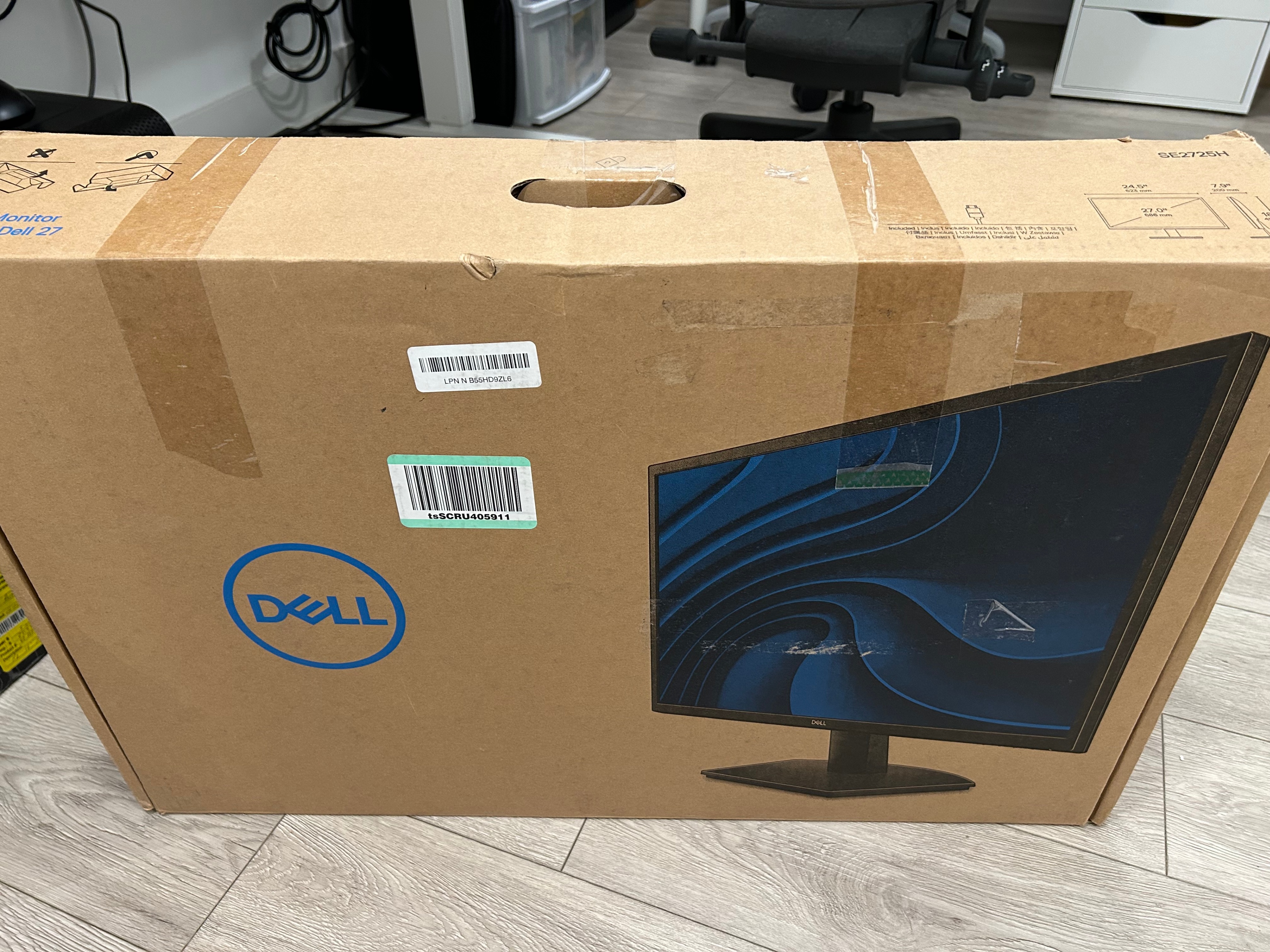 Selling a Dell 27-inch monitor (Model: SE2725H) in like-new