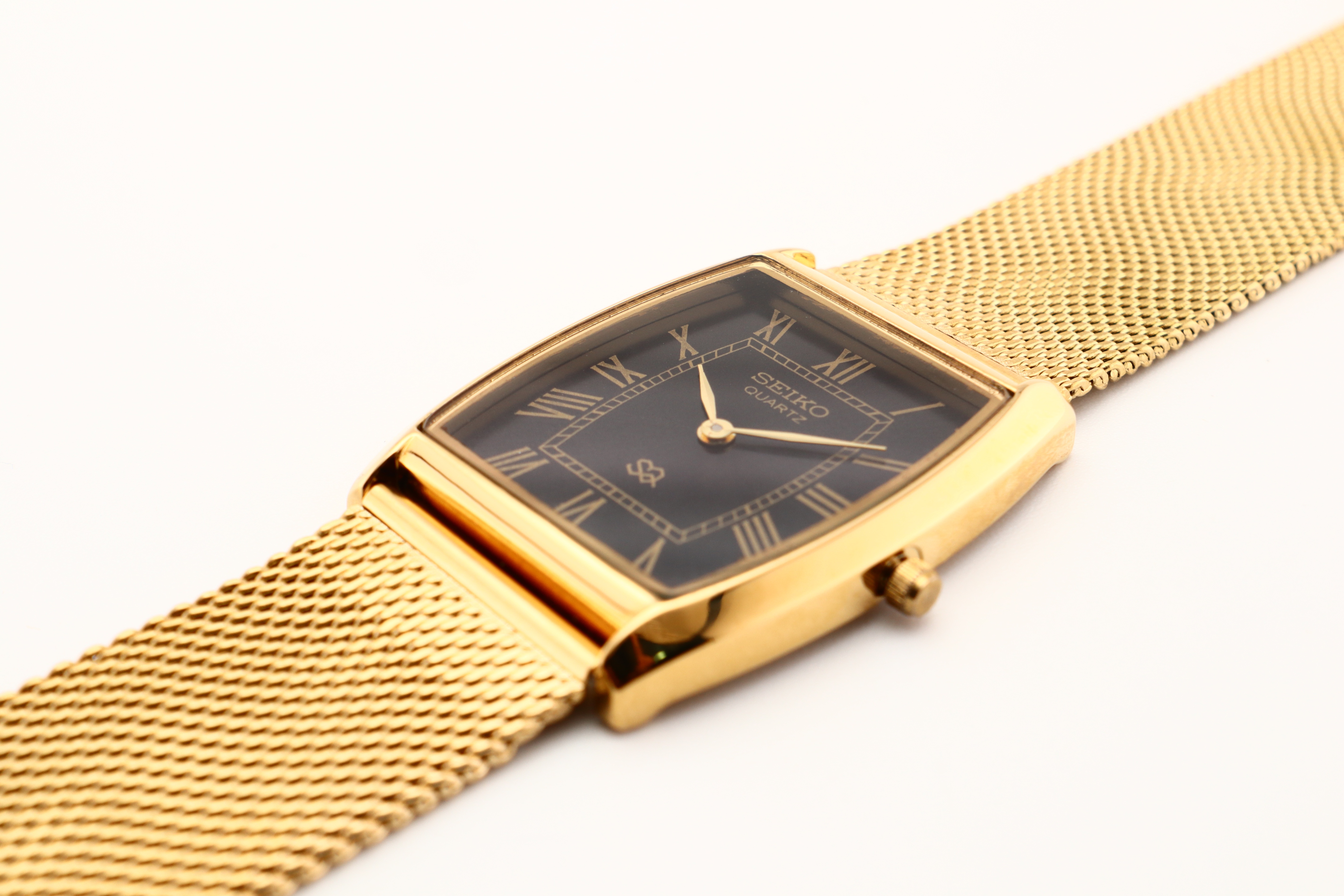 Refurbished Vintage Barrel Tank Men’s Watch - photo 3