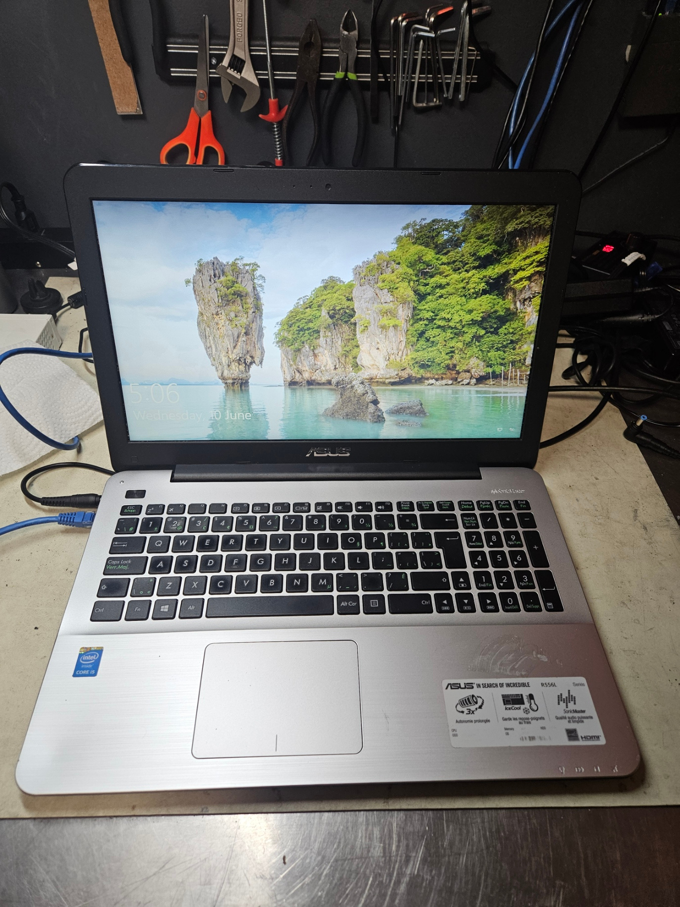 💻 ASUS R556L 15.6" Laptop — Intel i5 / 6GB RAM / 500GB HDD