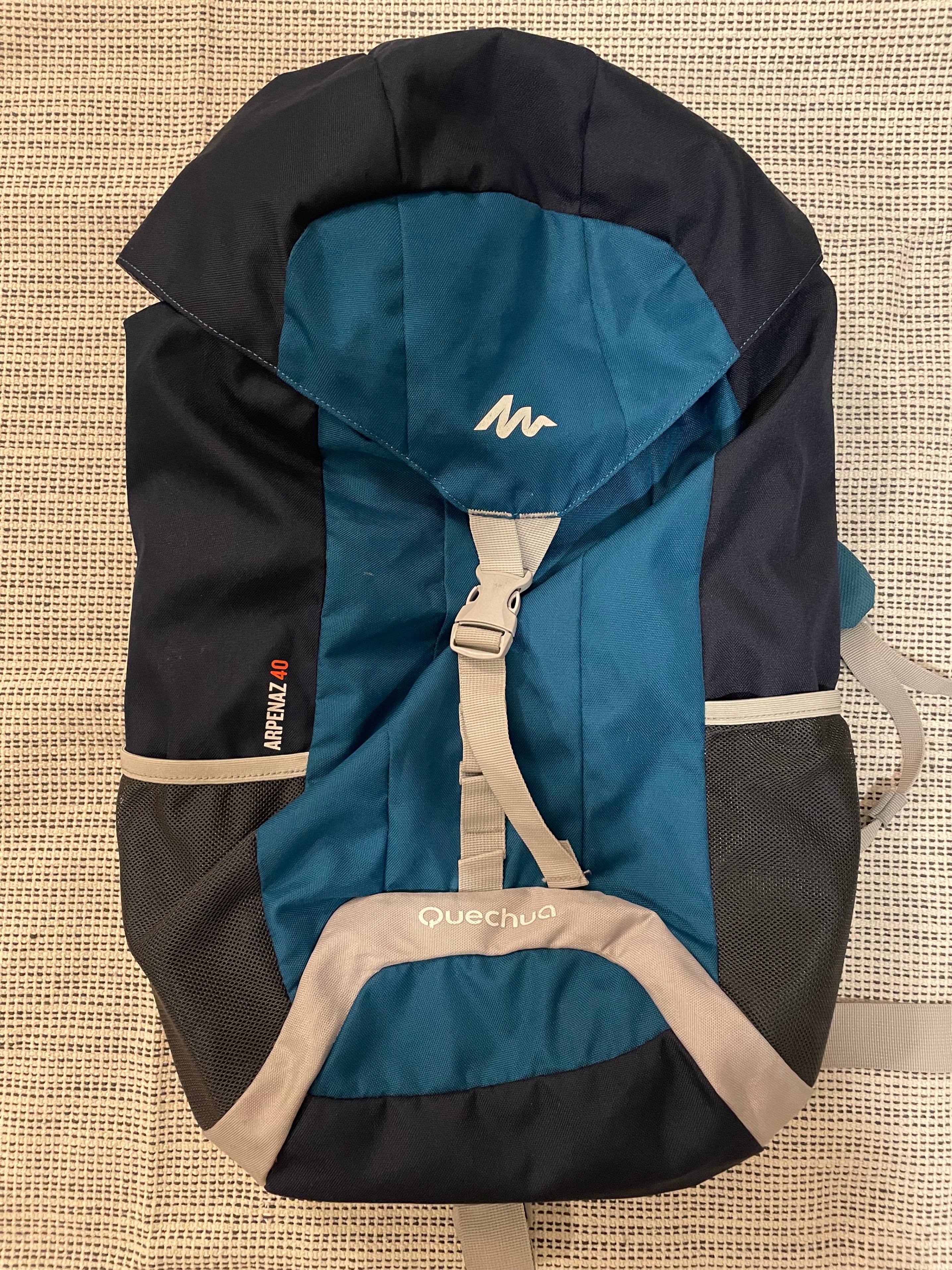 Quechua Arpenaz 40 Backpack