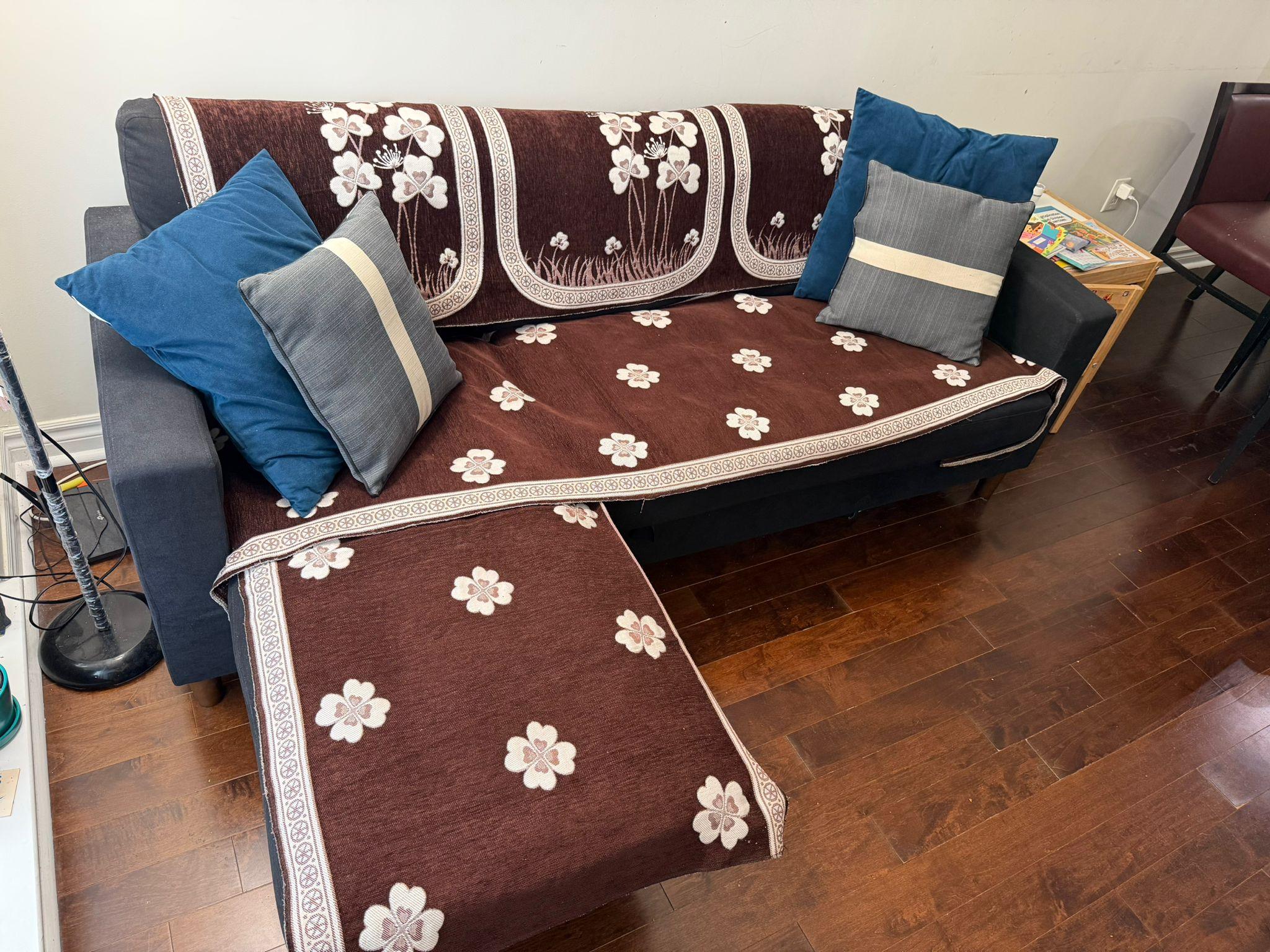 🛋️ Move-Out Sale: L-Shaped Sectional Sofa with Chaise 🛋️ - photo 3