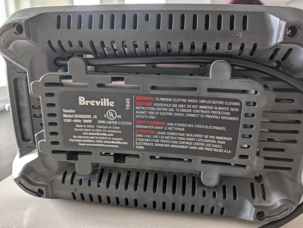 Breville toaster (model BTA820XL) - photo 3
