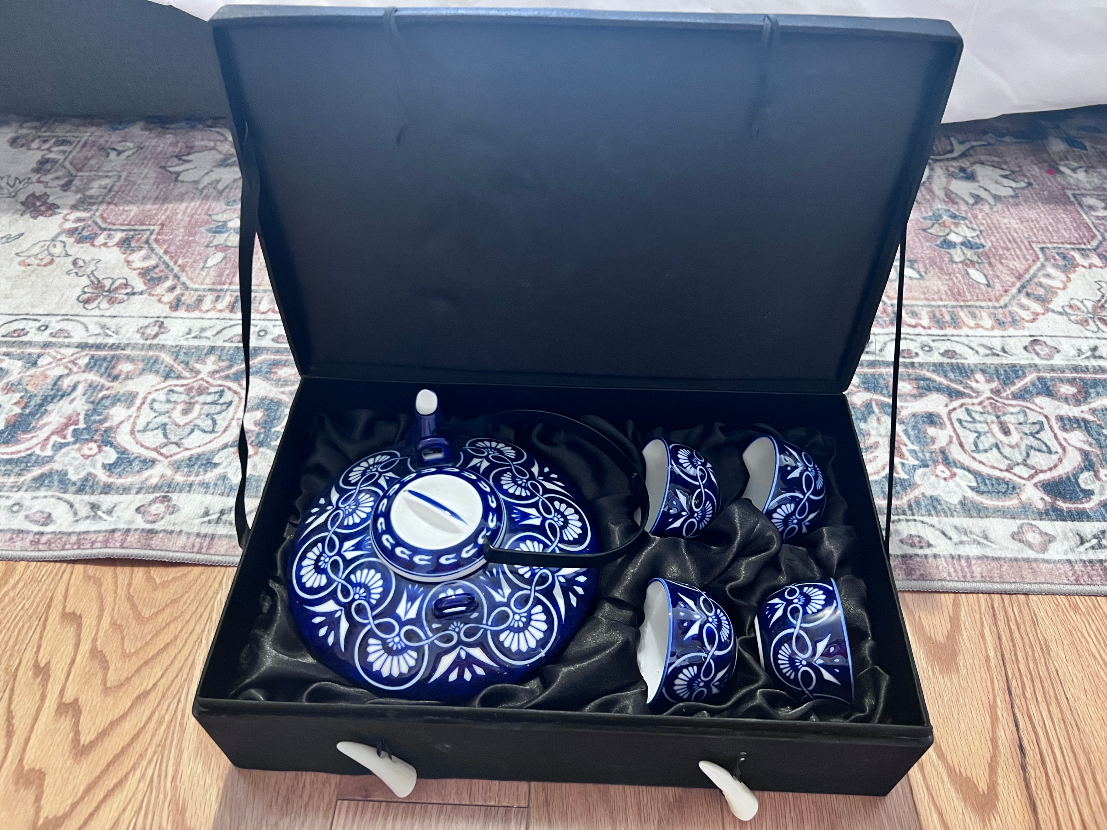 Blue and White Ceramic Teapot Set with 4 Cups