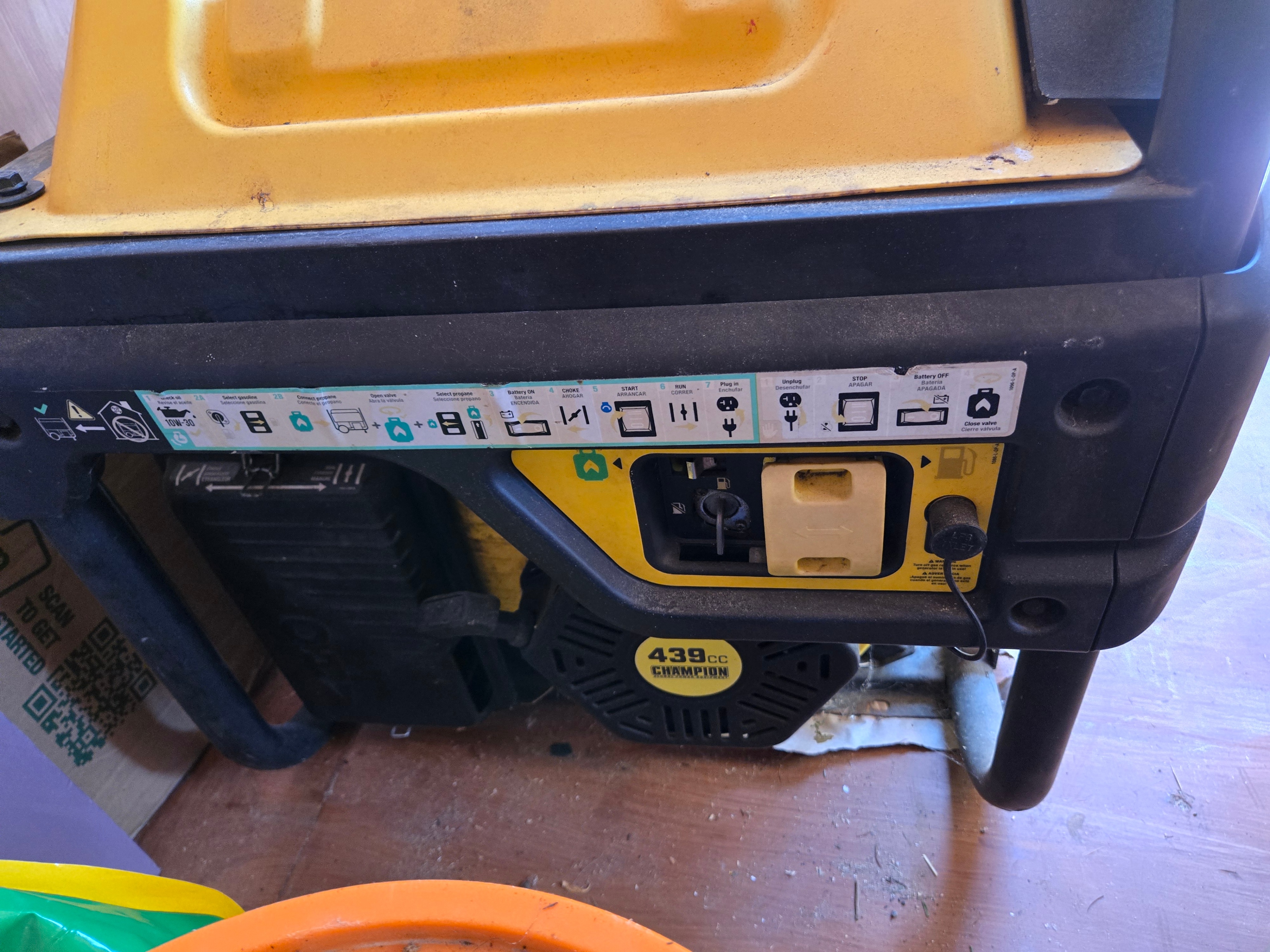 Champion Dual Fuel 7000W Portable Generator - photo 3