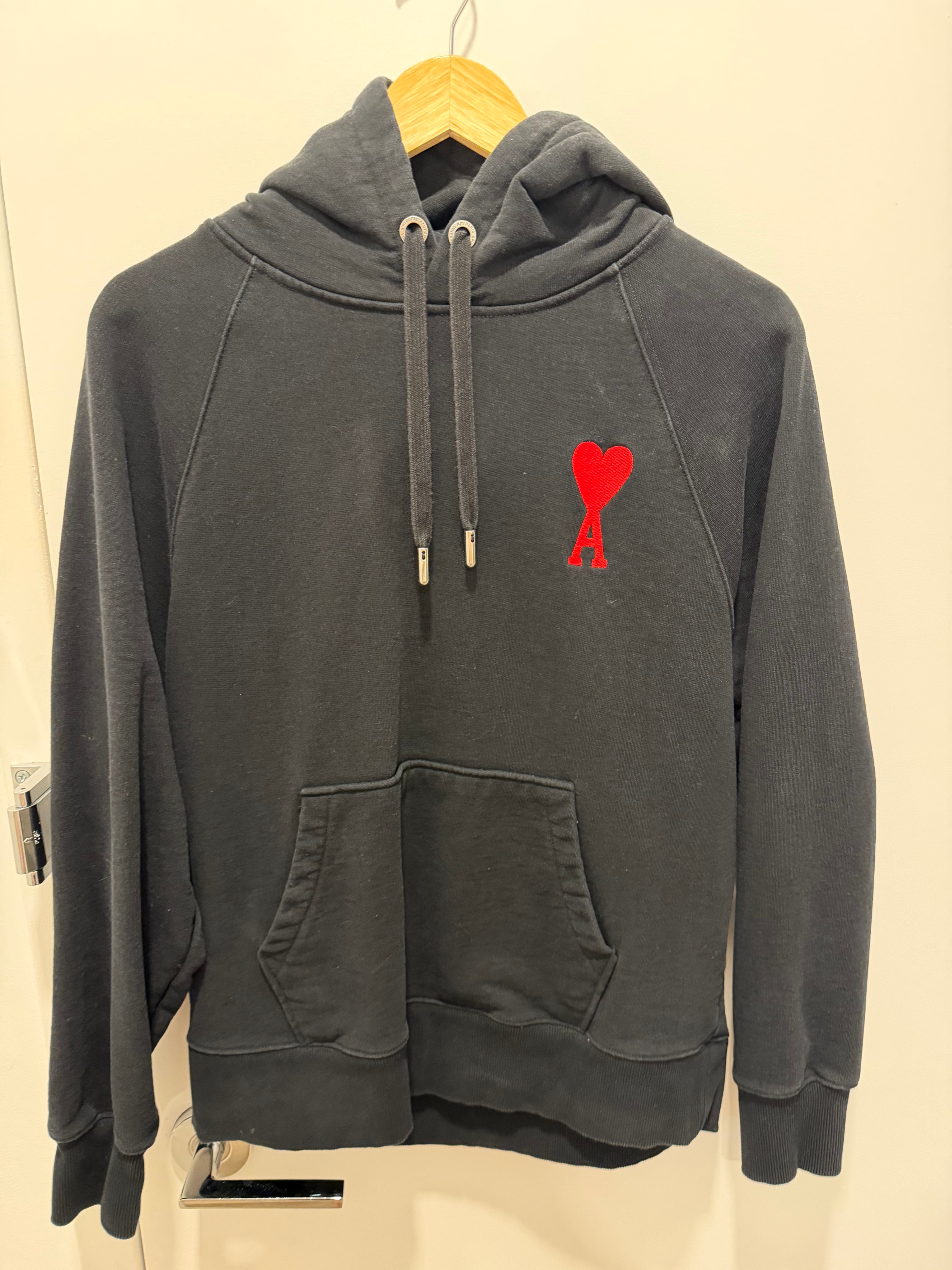 AMI Paris Ami de Coeur Hoodie – Black – Size S - photo 3