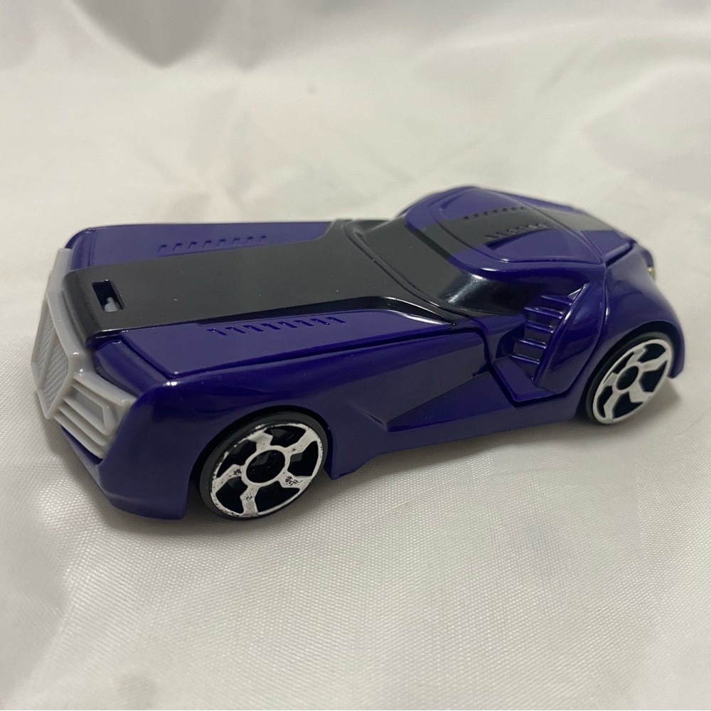 2010 Hot Wheels Battle Force 5 McDonald's Happy Meal Toy #5 Reve