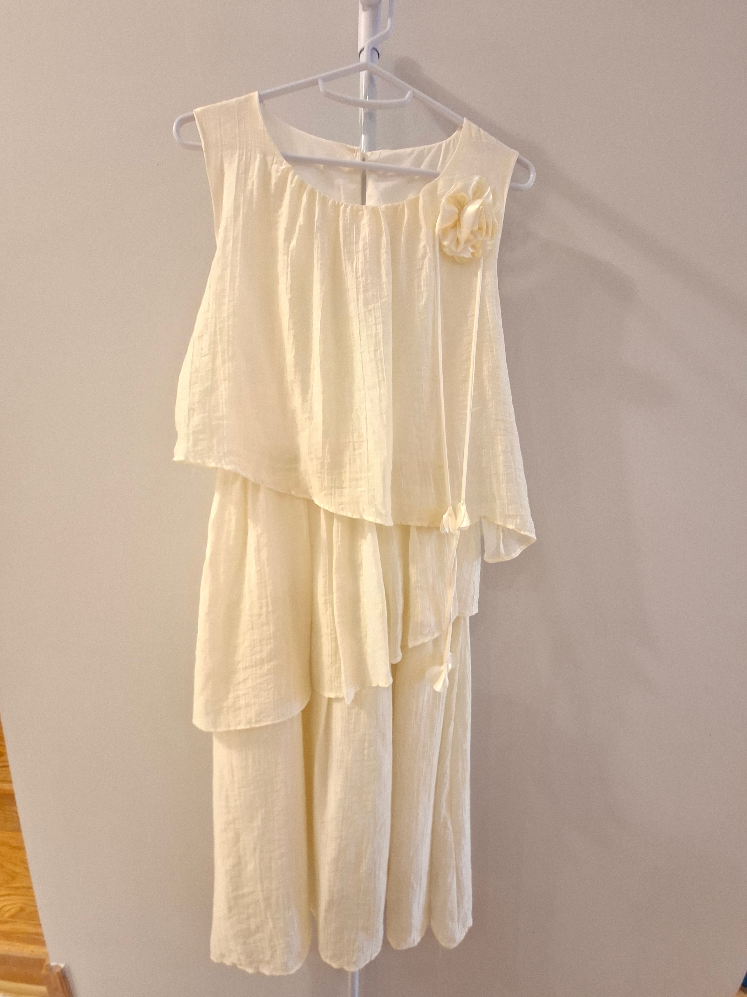 Cream Ivory Tiered MaxiDress with detachable Flower pin