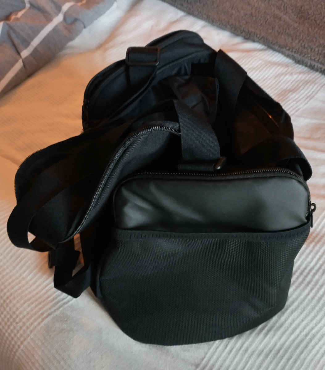 Nike Extra Small Duffle Bag - Unused - photo 3