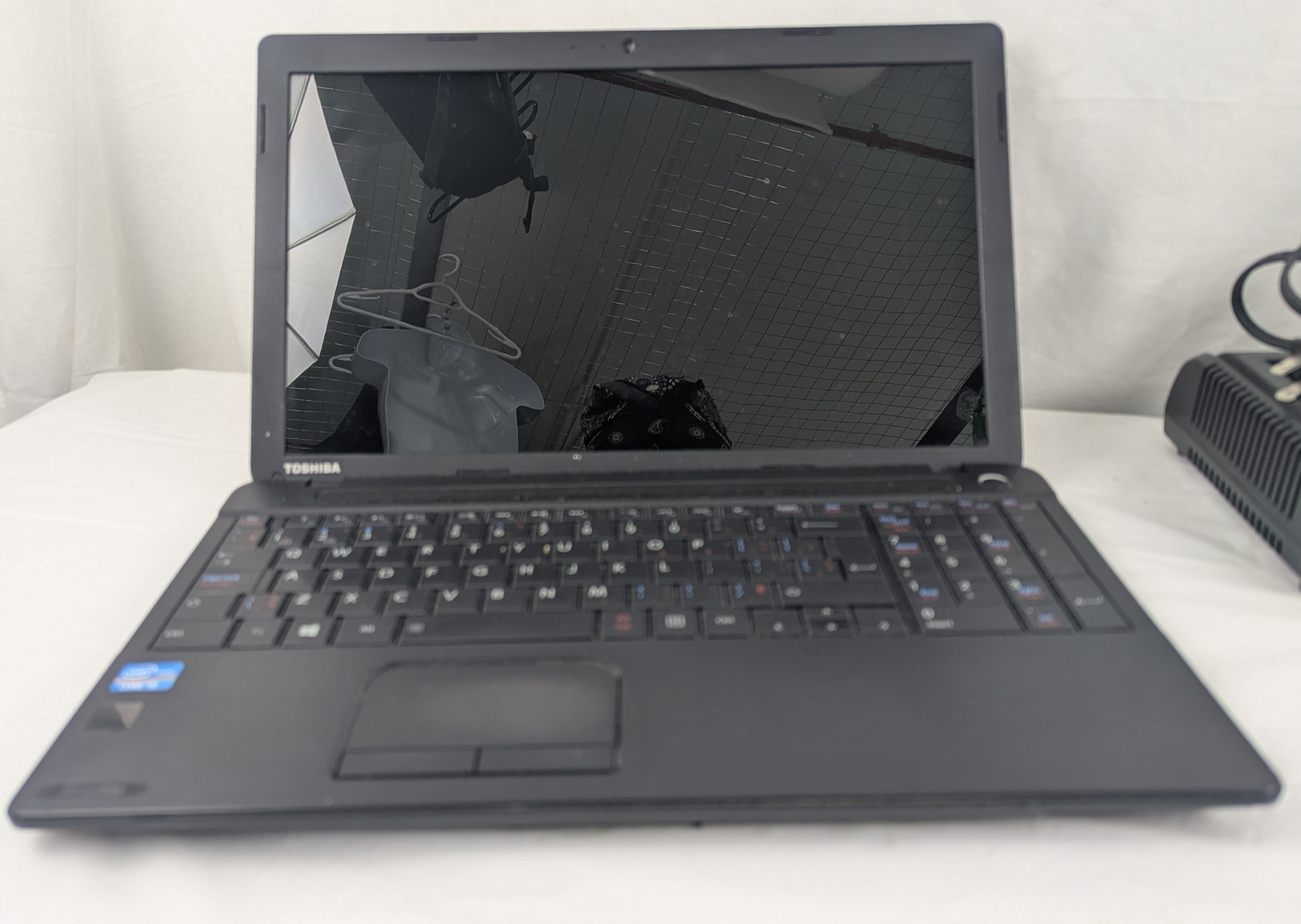 PARTS/REPAIR Toshiba Satellite C50-A Windows 8 Untested Laptop