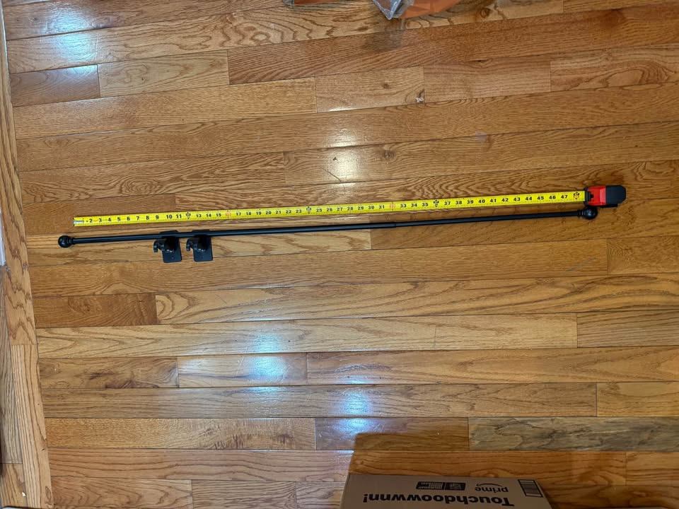 Curtain Rod Brackets and Bar
