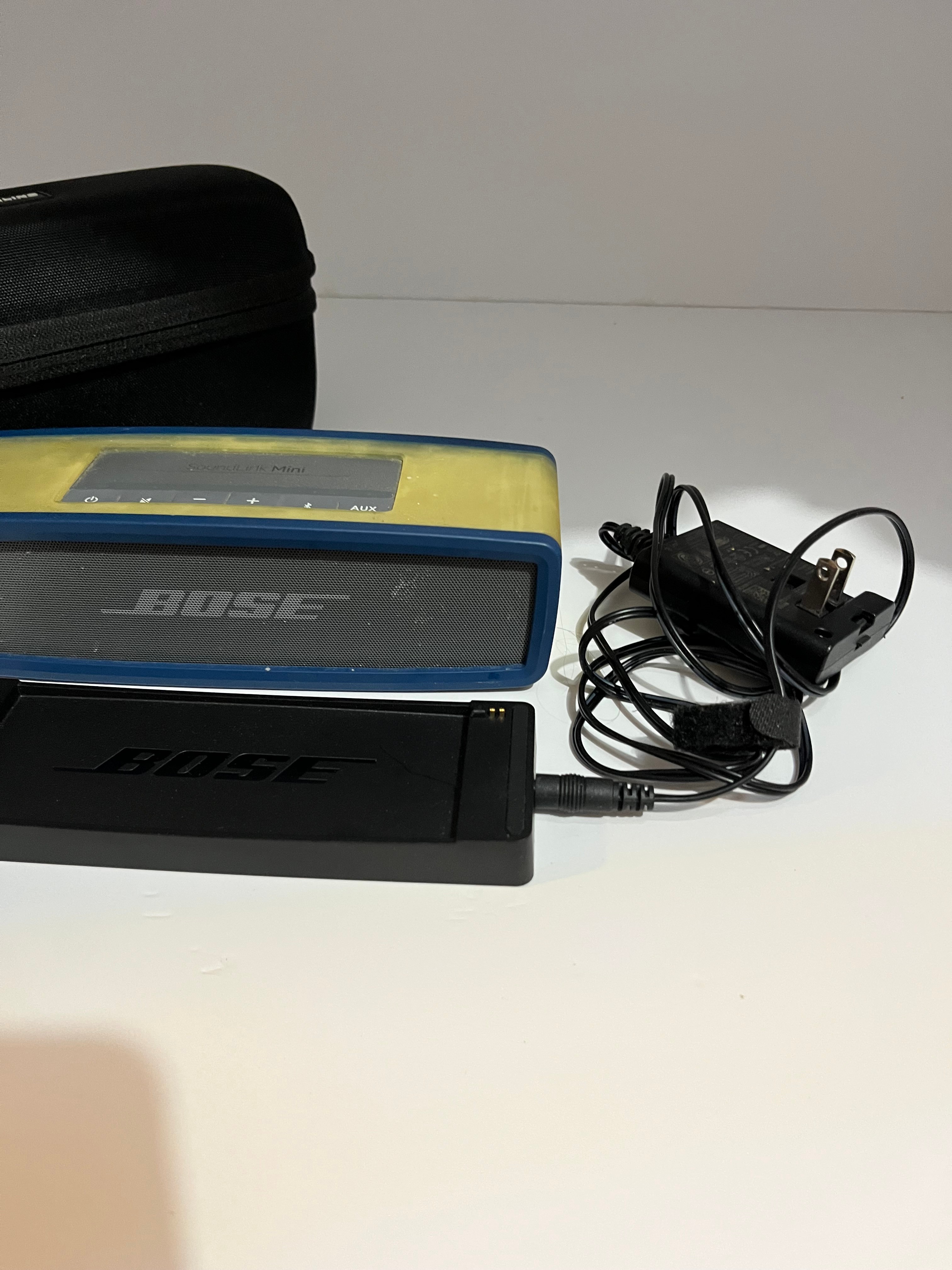 Bose SoundLink Mini Bluetooth Speaker (1st Generation) - photo 5