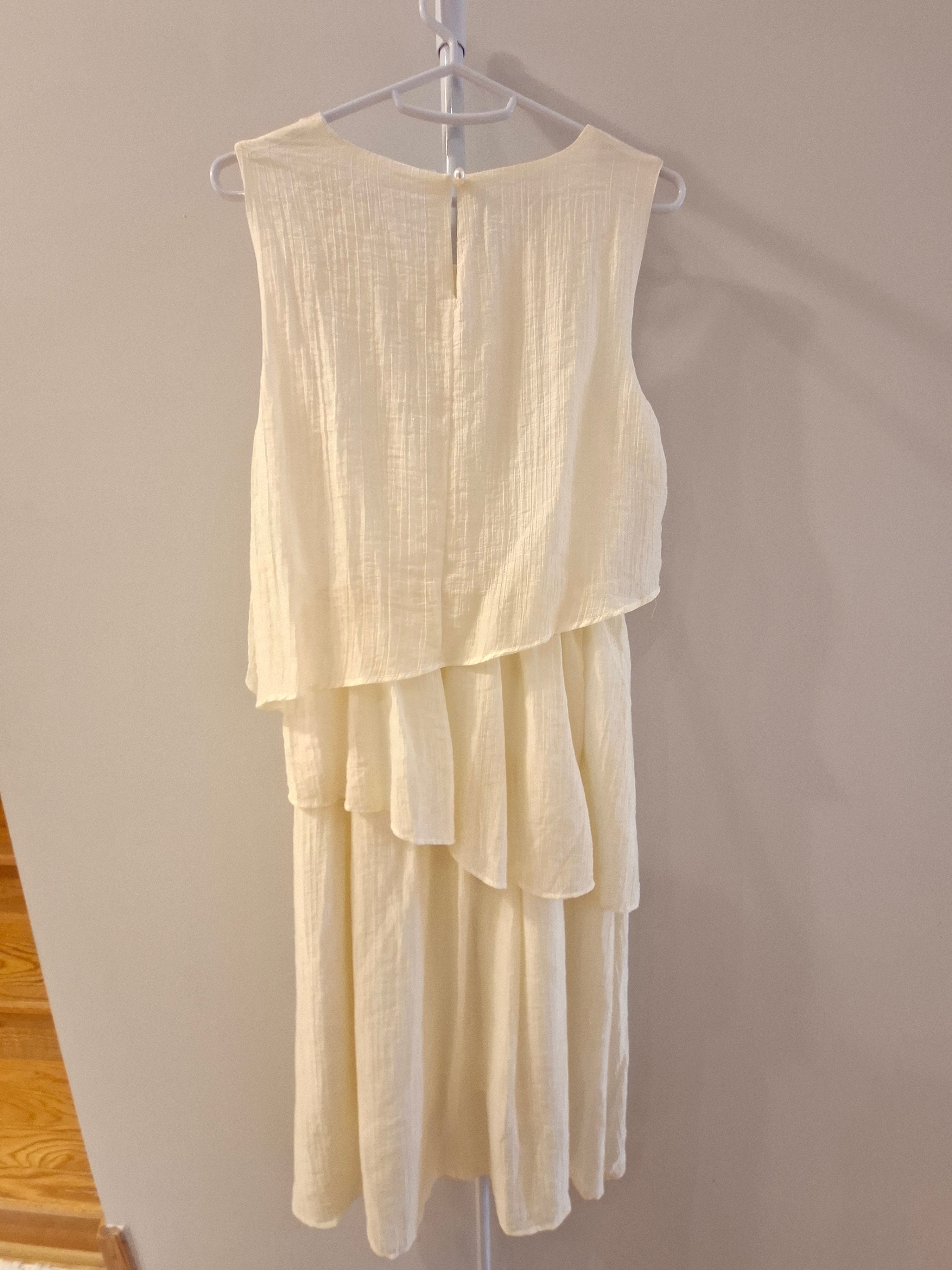 Cream Ivory Tiered MaxiDress with detachable Flower pin - photo 2