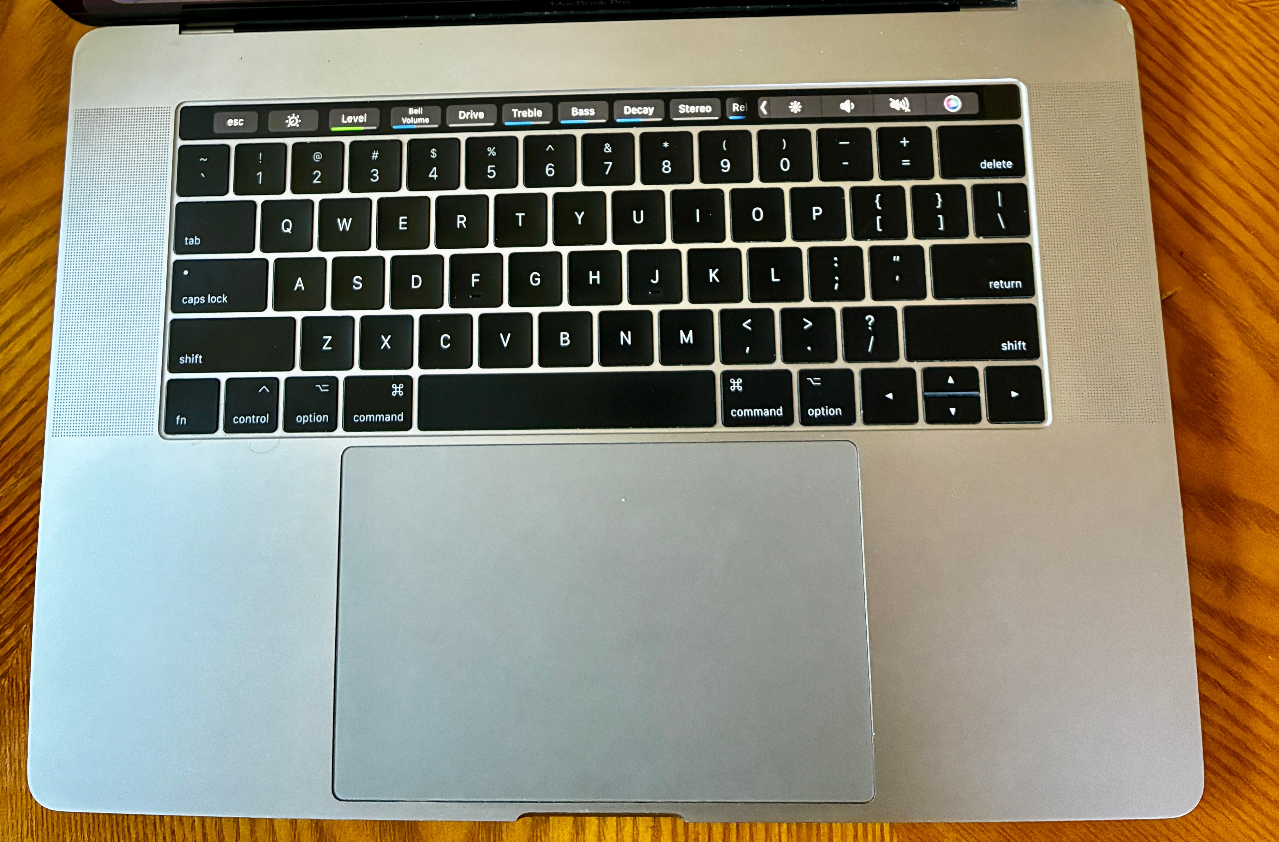 Apple MacBook Pro 15" i7 BONUS SOFTWARE - photo 2