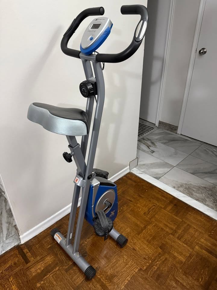 Exercise Bike /Folding Adjustable / Portable Bike for Home Gym