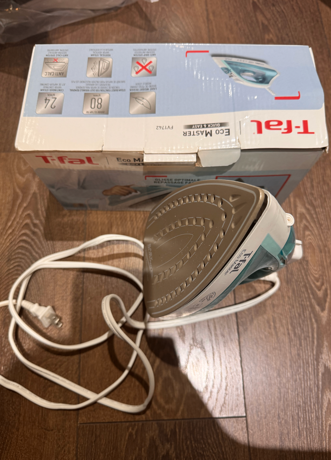 T-fal Eco Master Steam Iron - photo 3