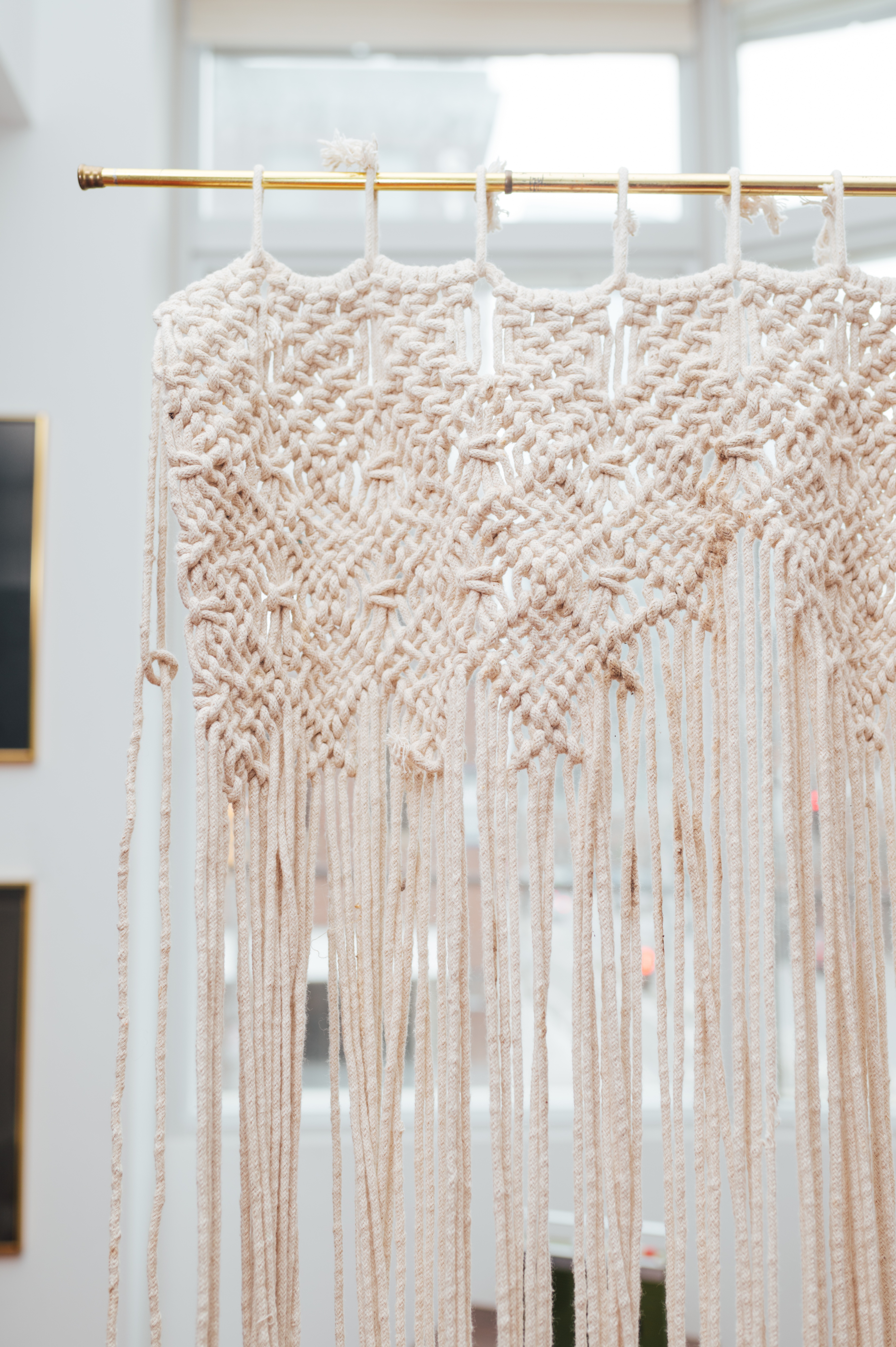 1970s Macramé Hanging Divider / Wall Hanging with Brass Rod - photo 3