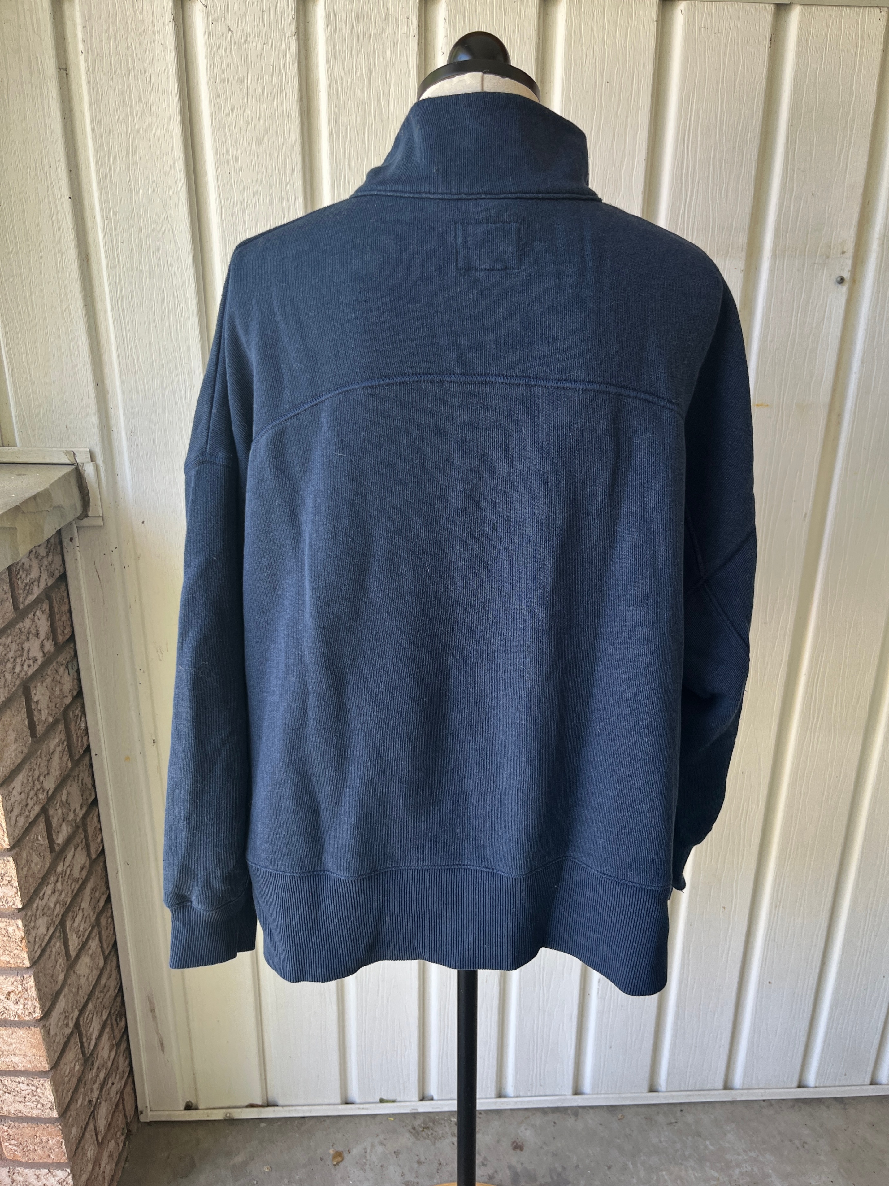 American Eagle "Lived-In" Pullover Sweatshirt - Size Medium - photo 2