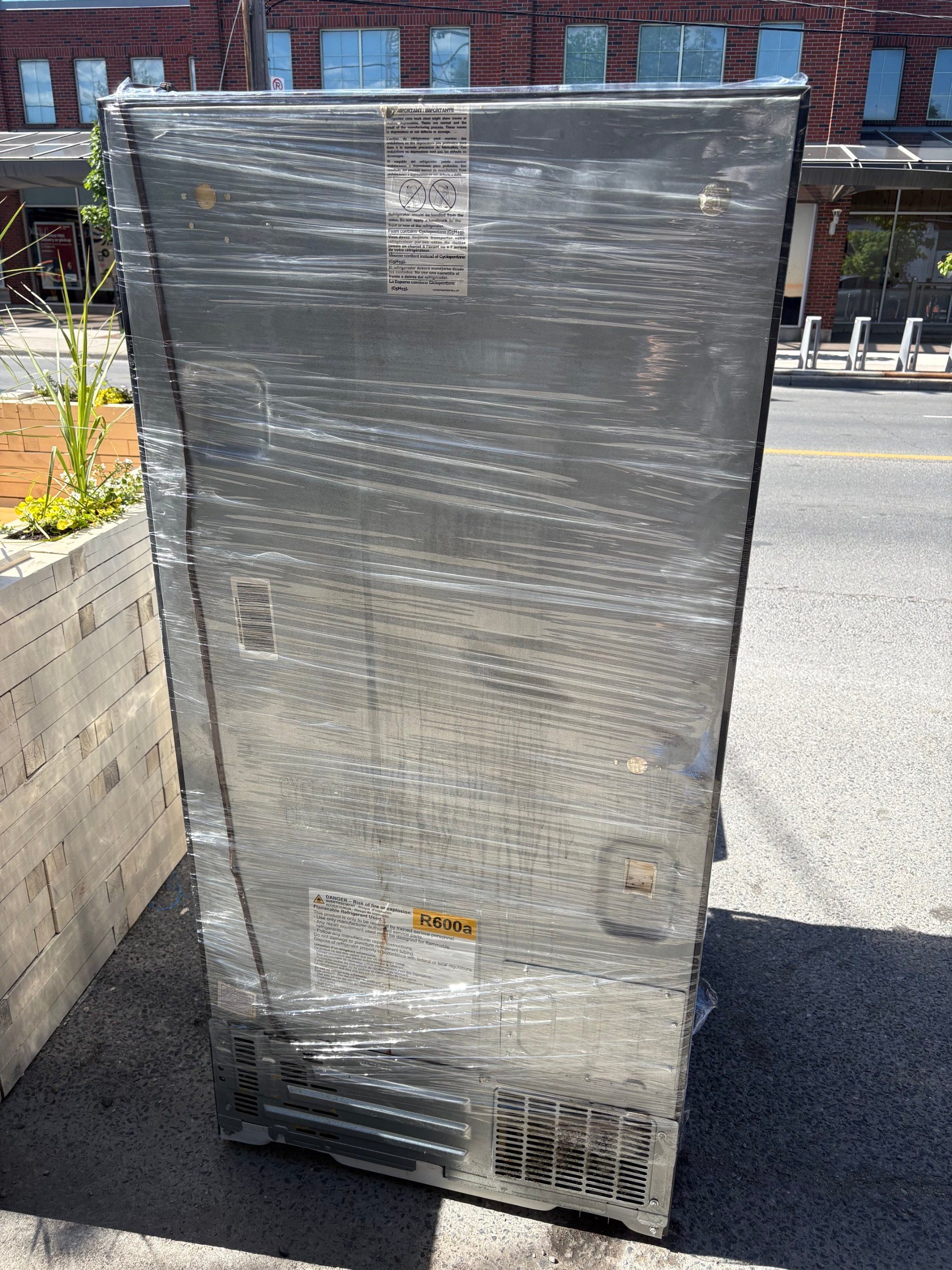 GE Appliances 24.8 Cubic Feet Door Stainless Steel GNE25DYRKFS - photo 3