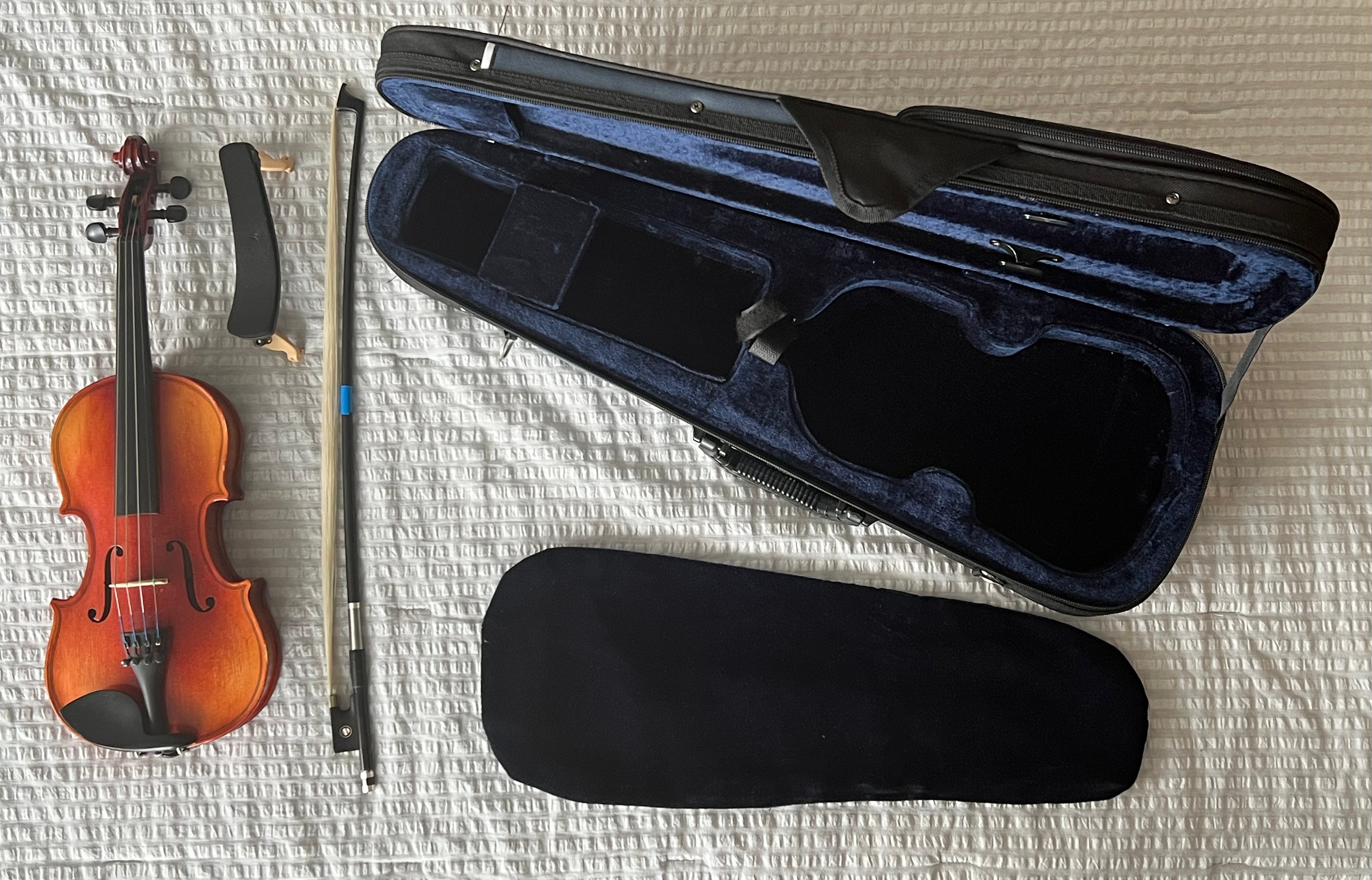 D Z Strad Violin Outfit (1/8 size) Model 100