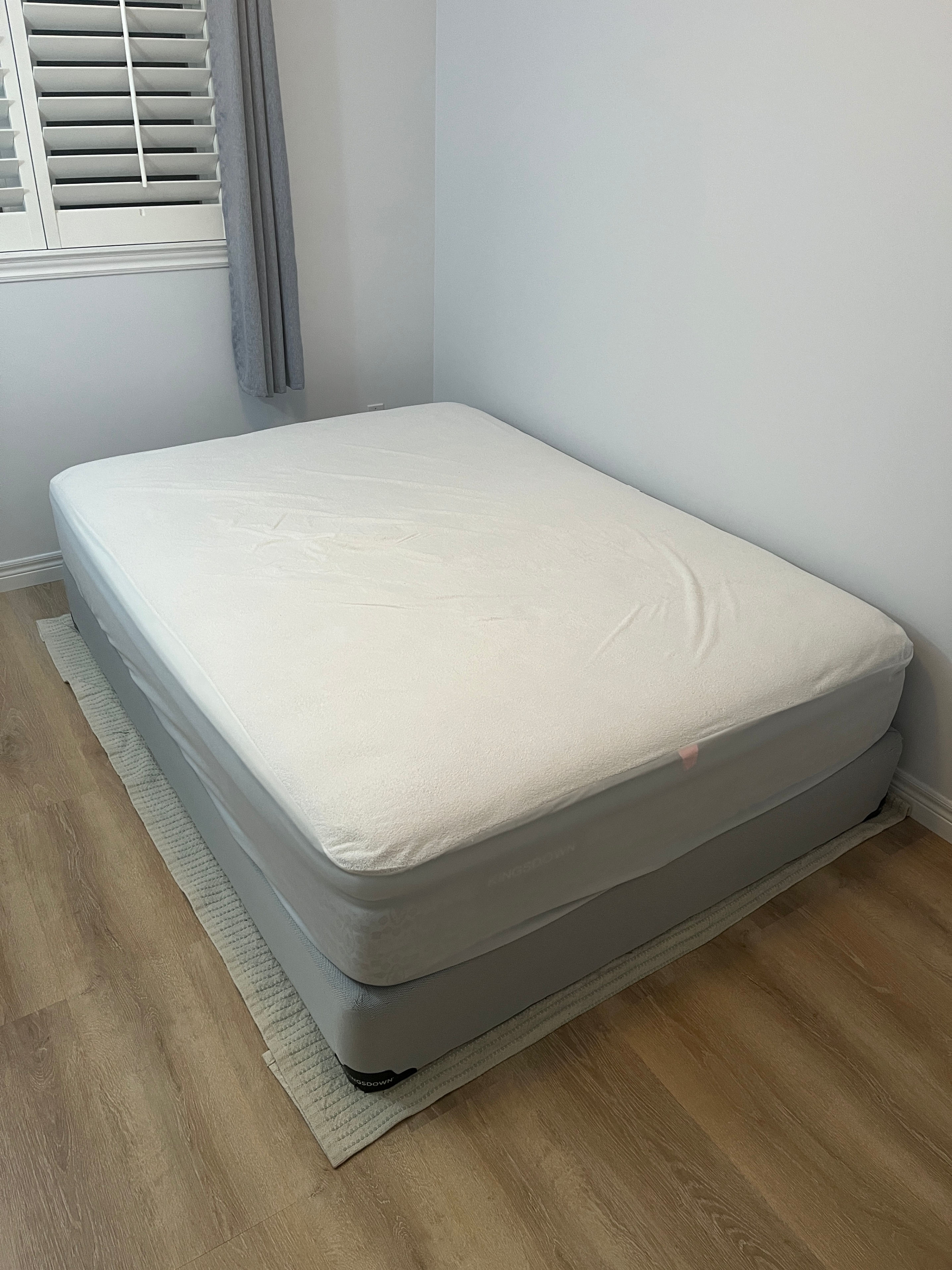 Queen Bed Set (Mattress + Box Spring + Headboard + Frame)