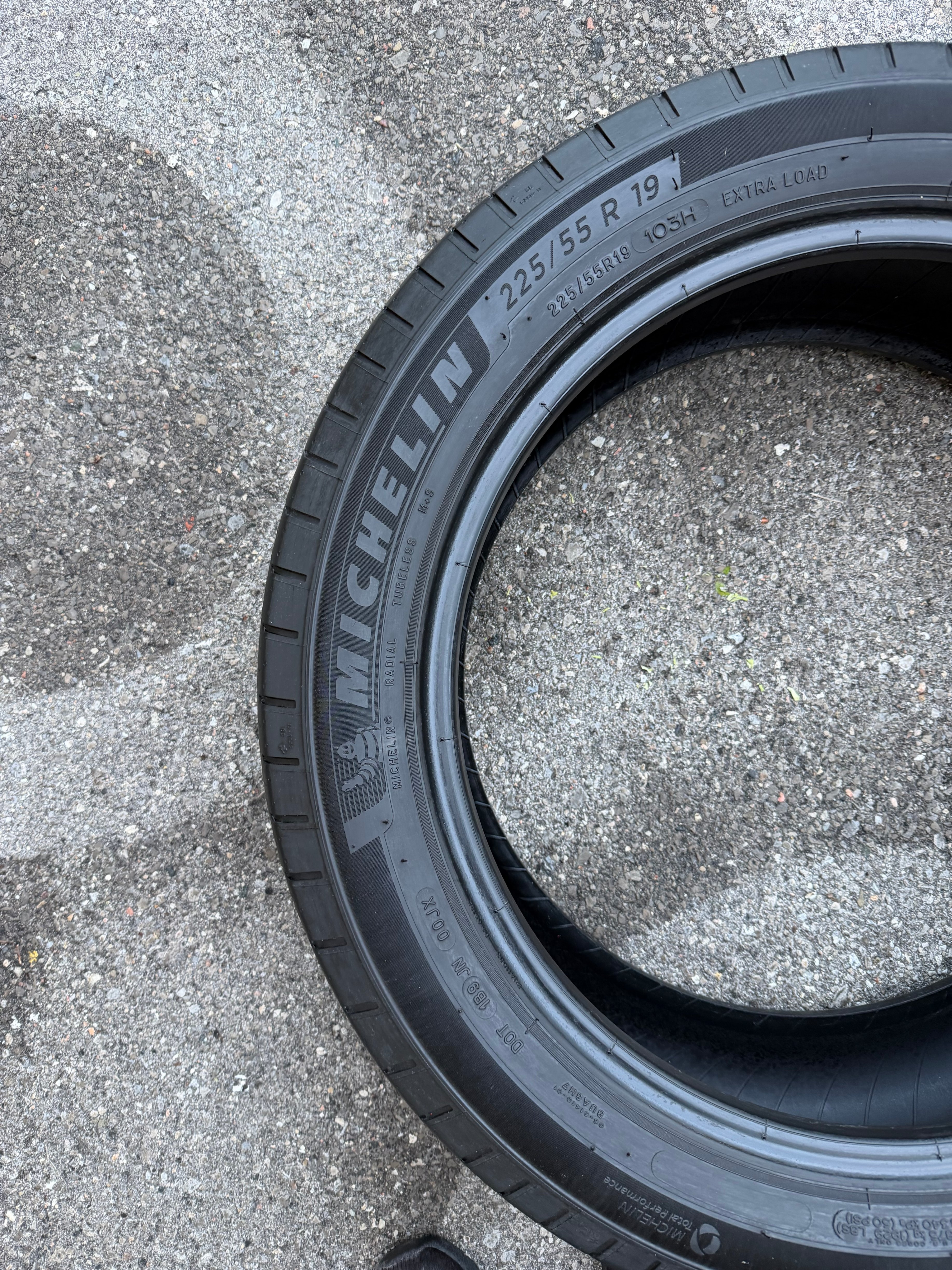 Michelin Primacy A/S 225/55R19 All Season Tires Set of 4 - photo 3