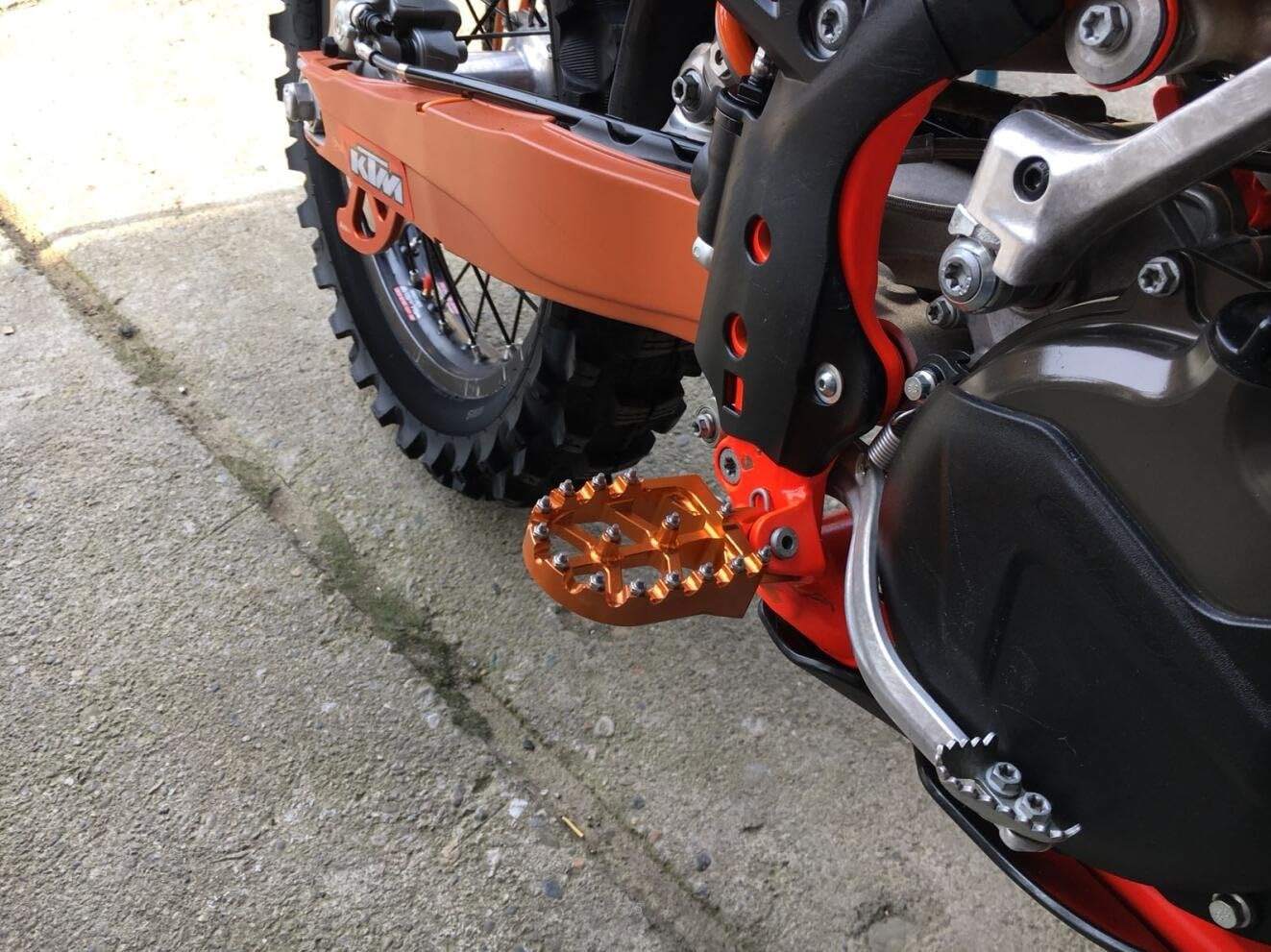 JFG RACING Dirt Bike Foot Pegs