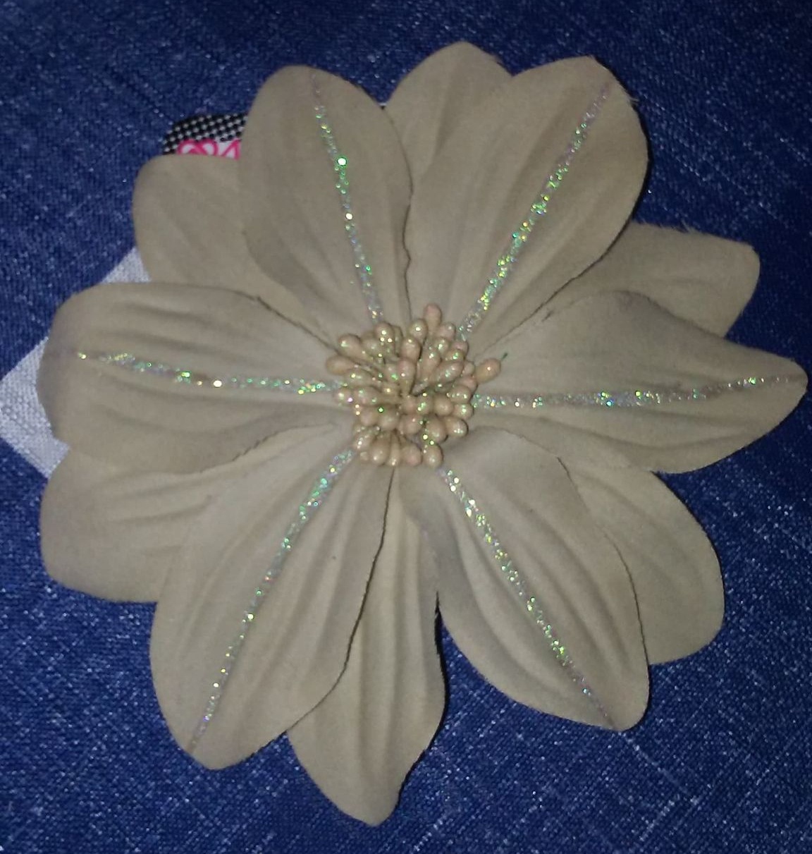 Flower Hair Clip White (New)
