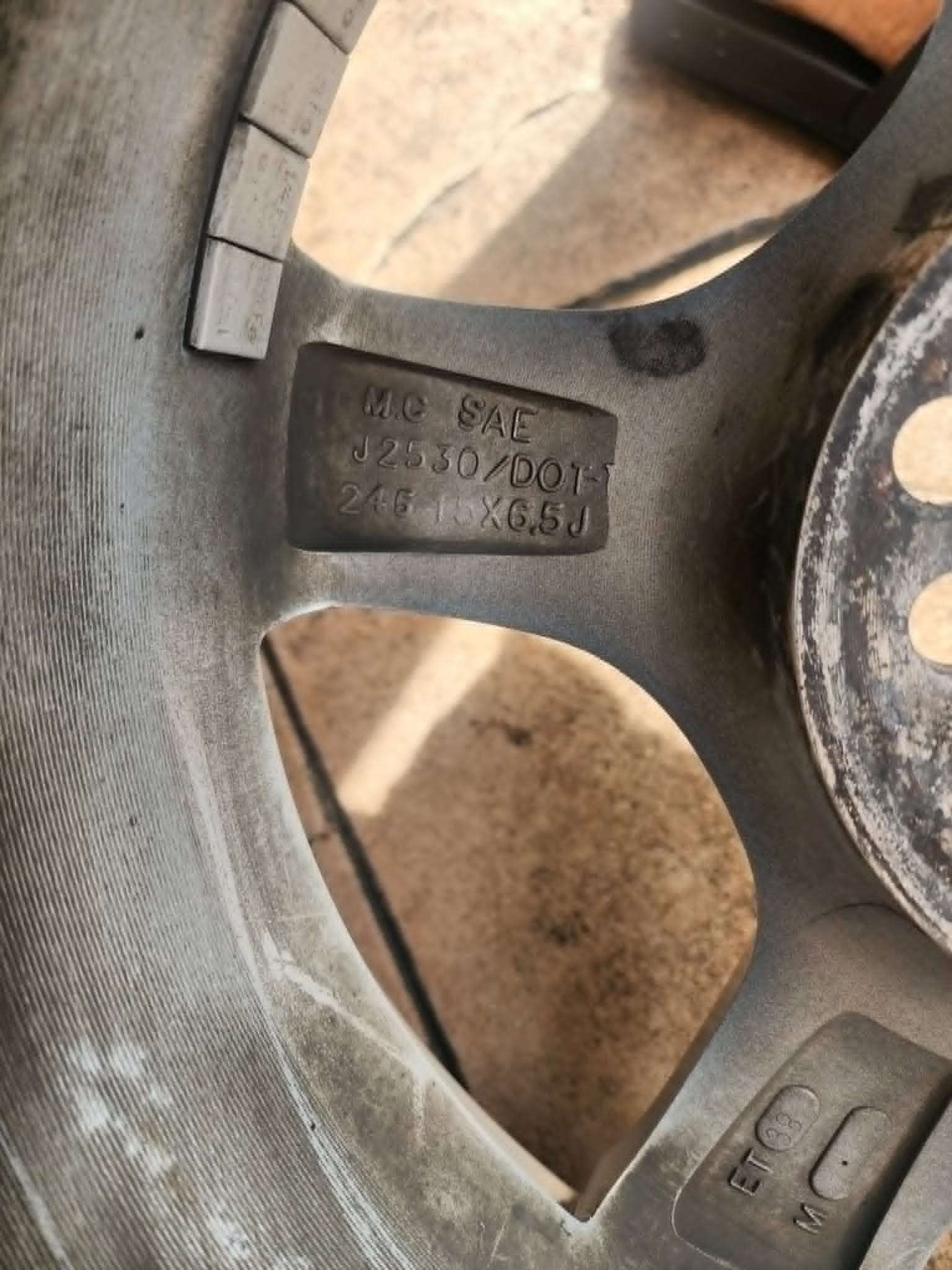 Silver Alloy Wheels with extra Tires - photo 3