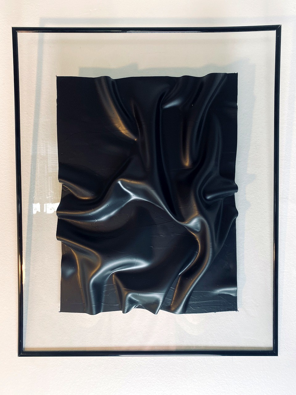 Original black framed acrylic wall art - photo 2