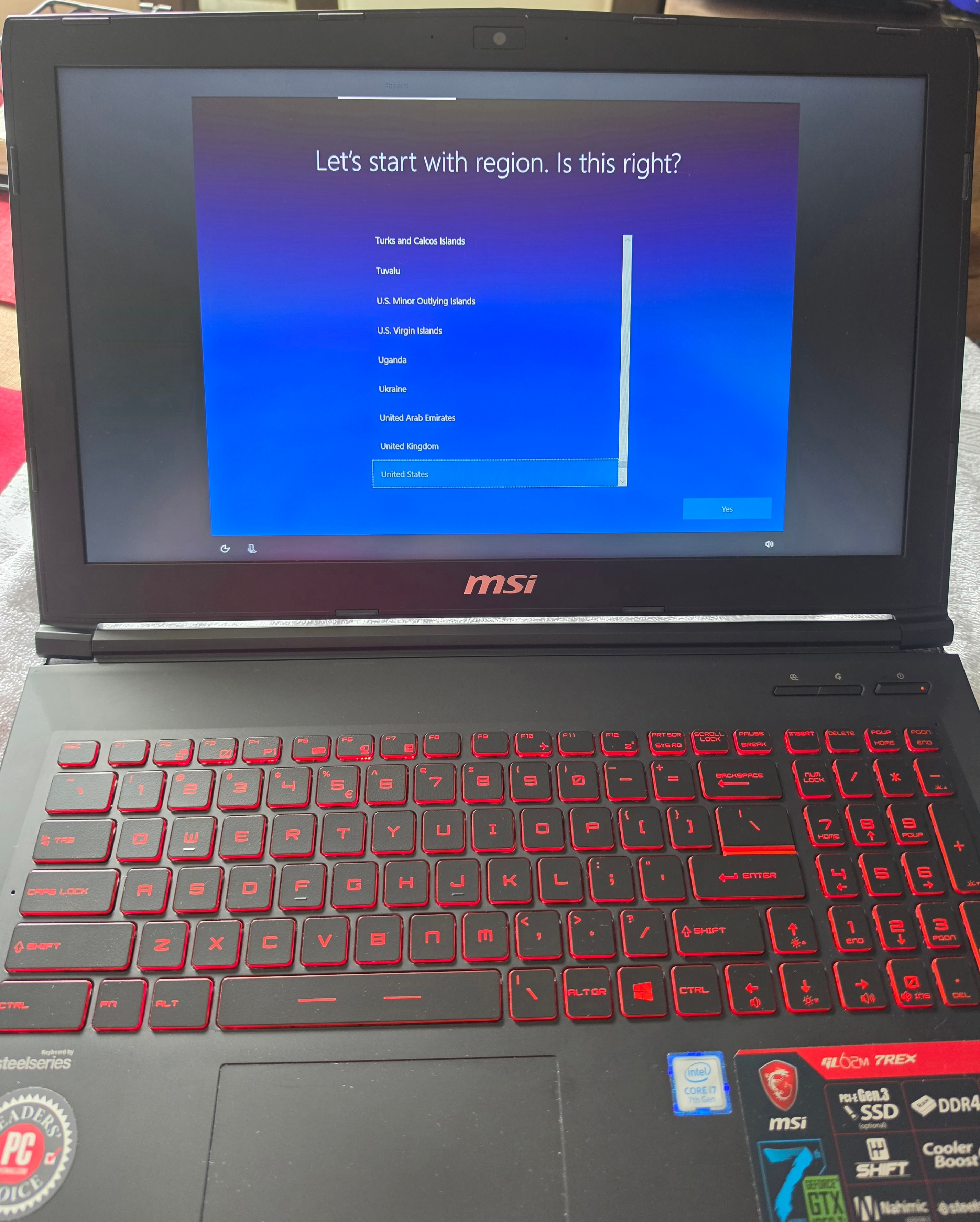 MSI GL62M 7REX Core i7 GTX 1050 Ti 16GB  256GB SSD + 750GB HDD